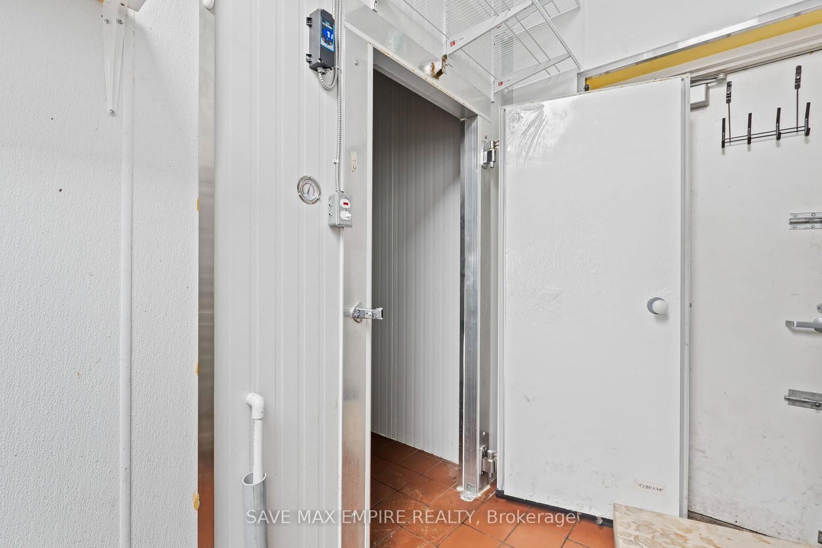 117 Cross Avenue, Unit B4 thumbnail 17