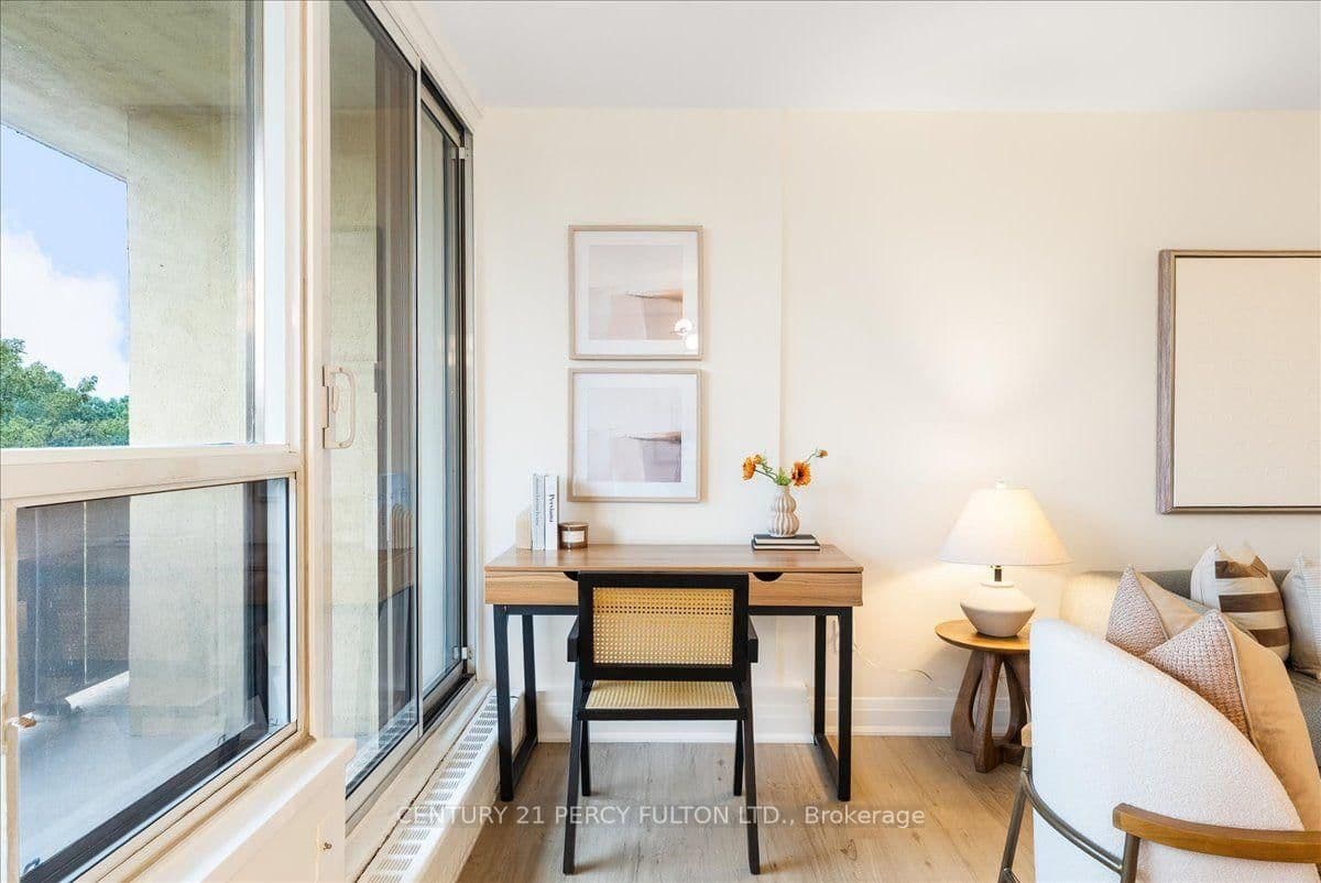 15 London Green Court, Unit 705 thumbnail 13