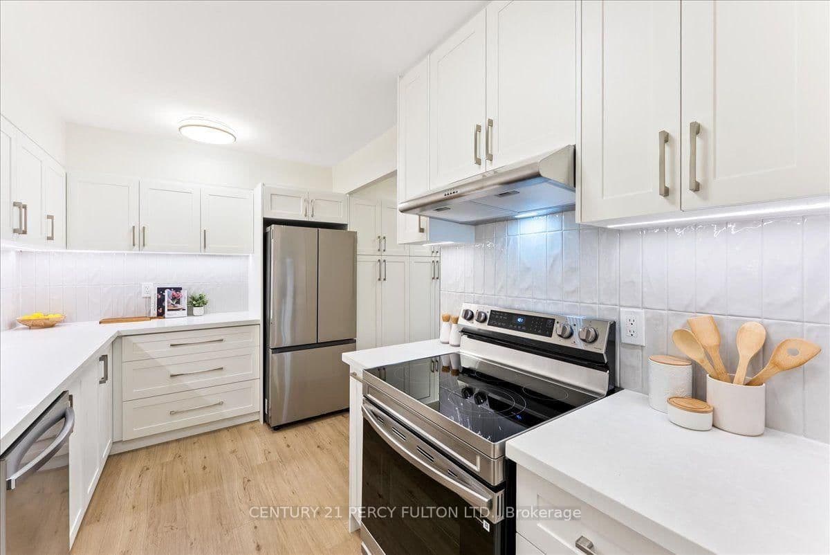 15 London Green Court, Unit 705 thumbnail 16