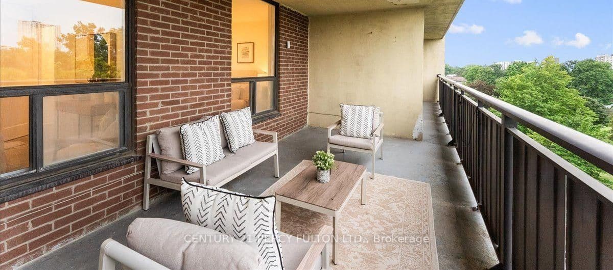 15 London Green Court, Unit 705 thumbnail 37