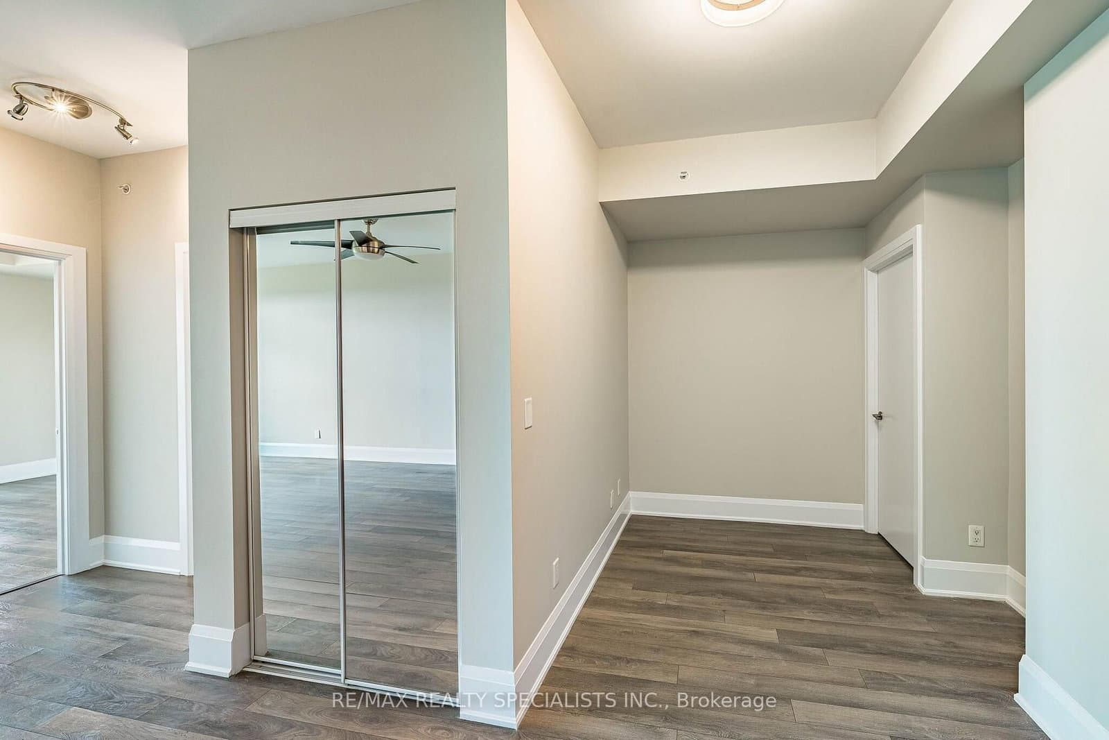 45 Yorkland Boulevard, Unit 805 thumbnail 30
