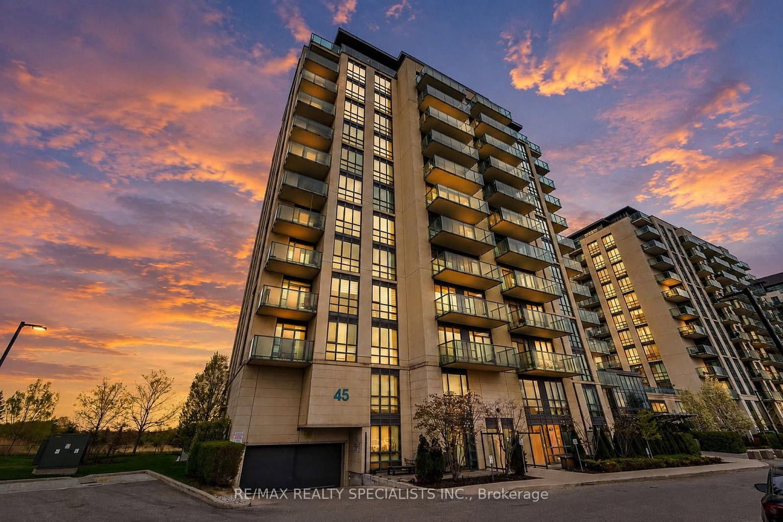 45 Yorkland Boulevard, Unit 805 thumbnail 4