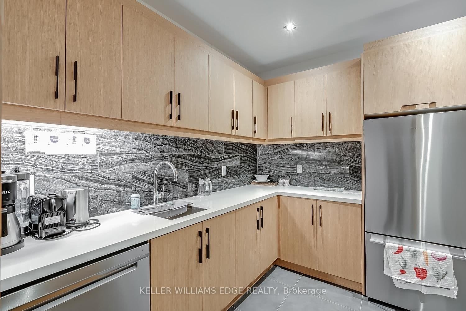 1441 Elgin Street, Unit 510 thumbnail 45