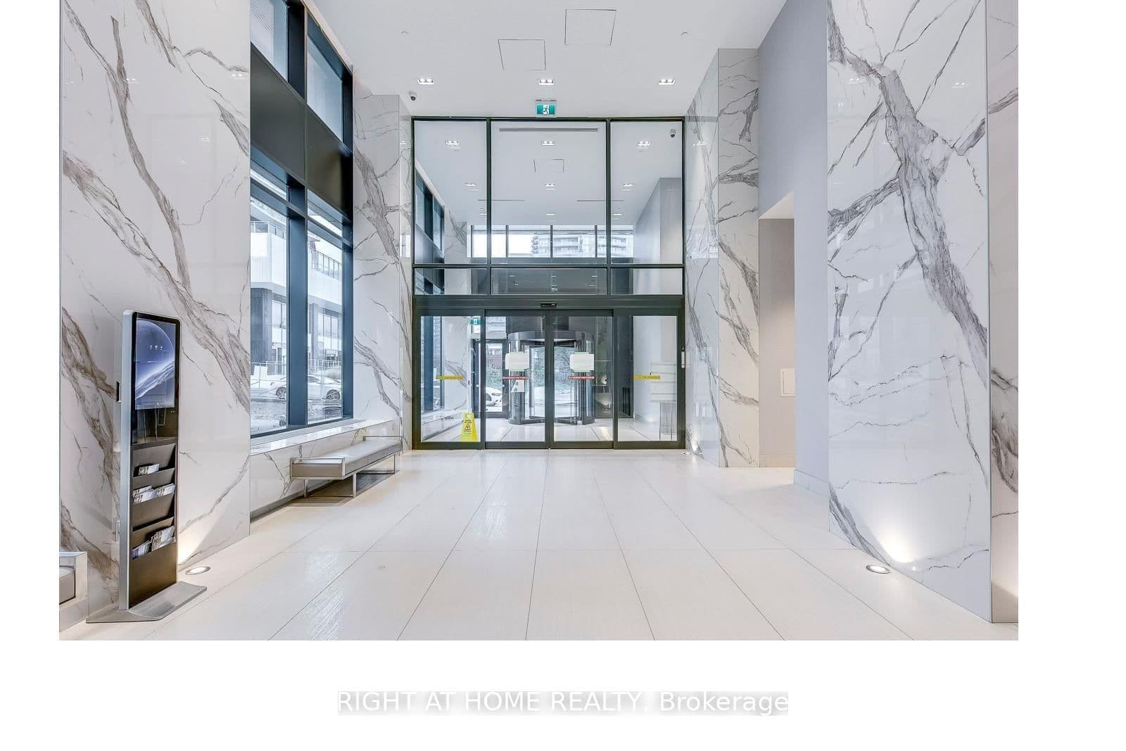30 Shore Breeze Drive, Unit 6108 thumbnail 4