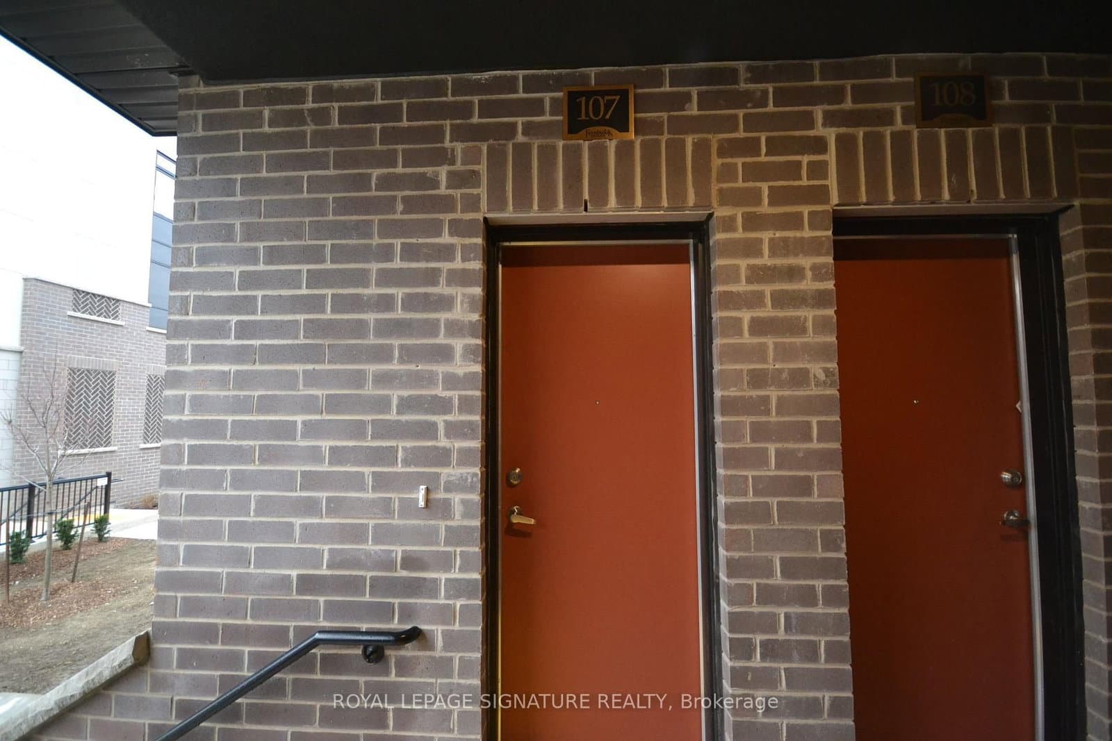 1573 Rose Way, Unit 107 thumbnail 6