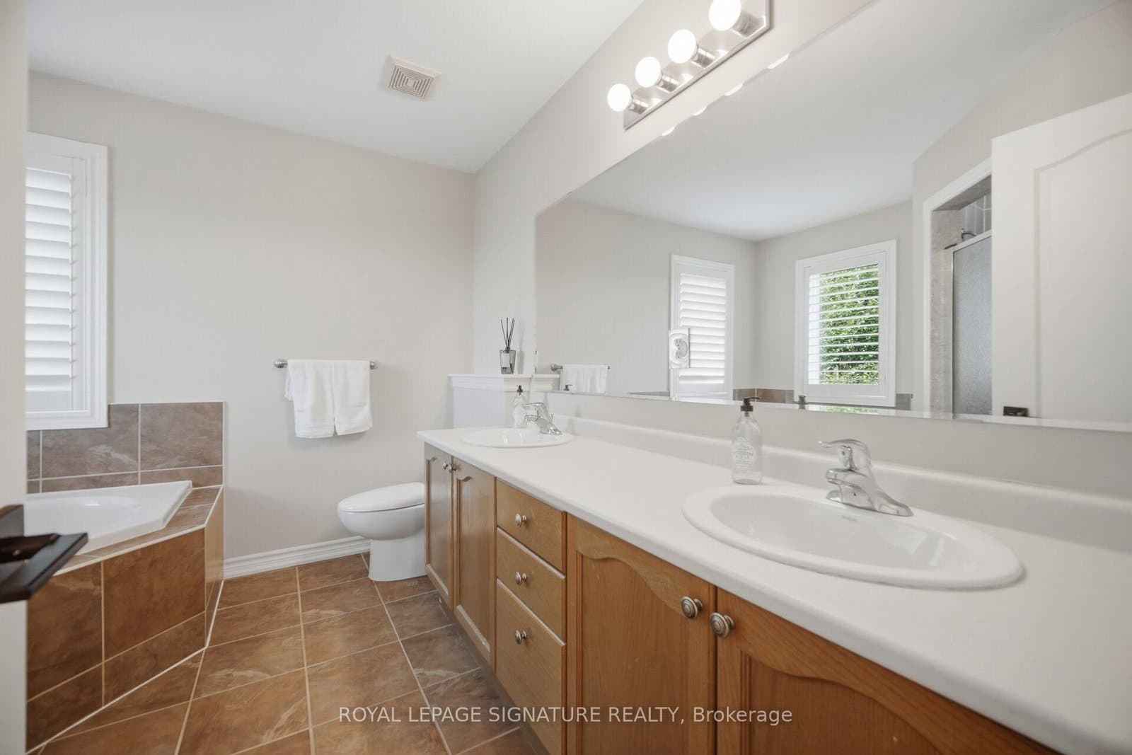 3059 Ferguson Drive thumbnail 25