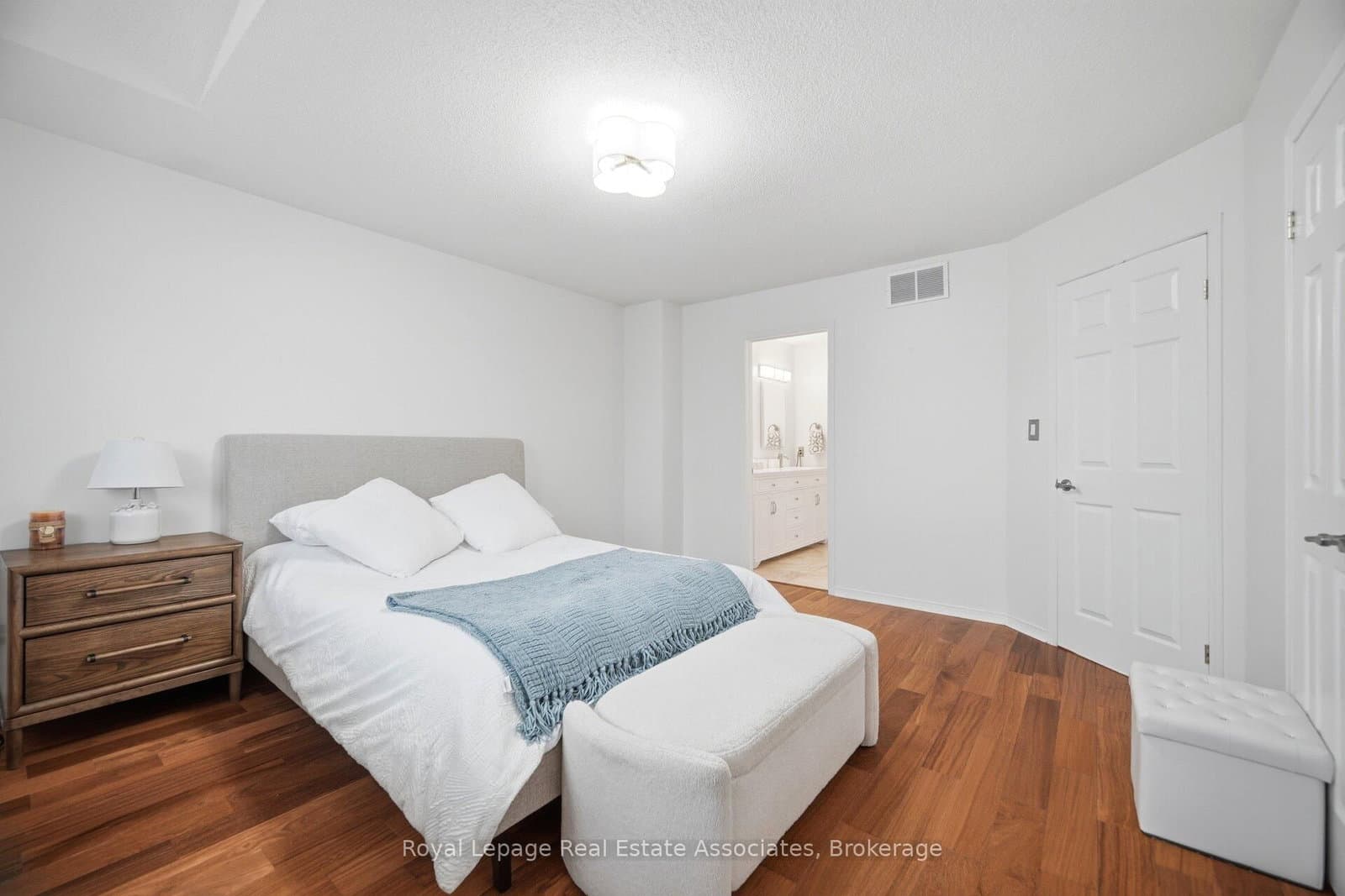 4119 Continental Drive thumbnail 27