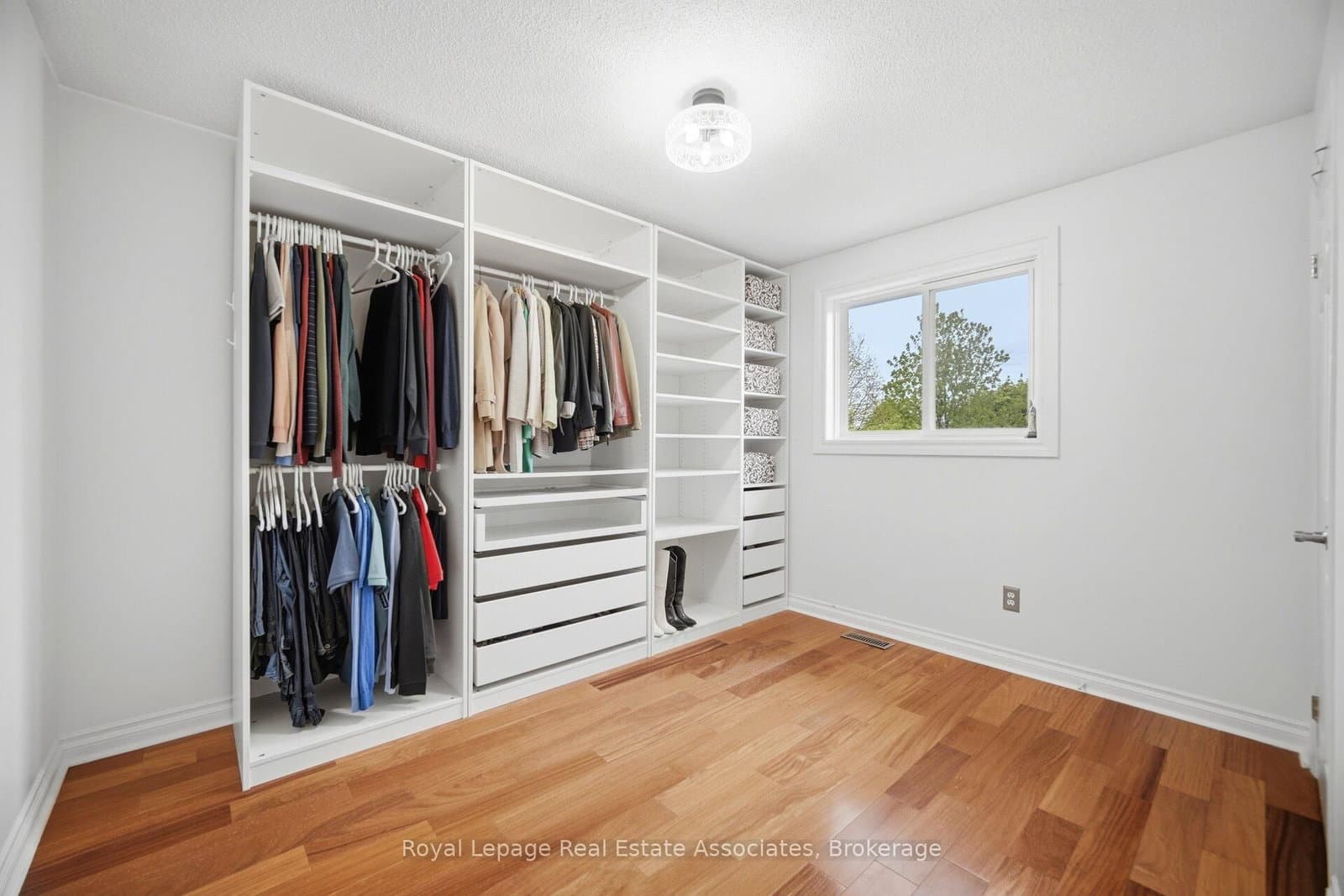 4119 Continental Drive thumbnail 31