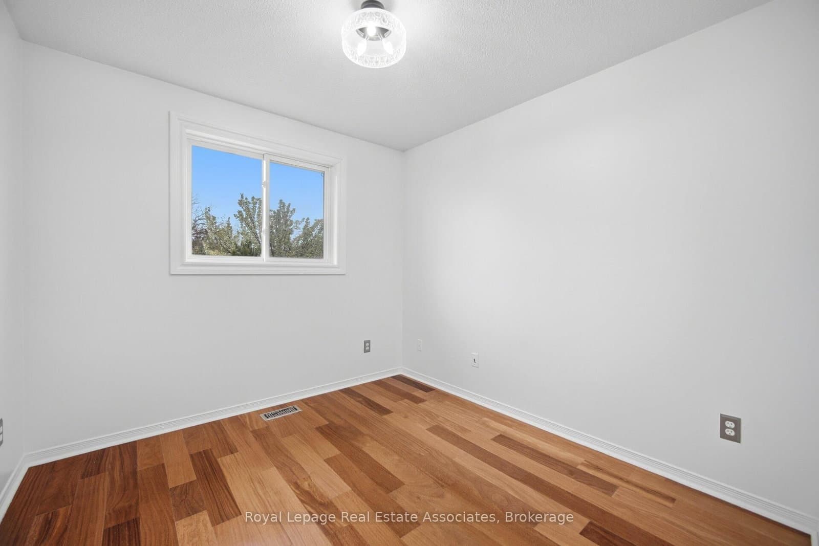4119 Continental Drive thumbnail 33