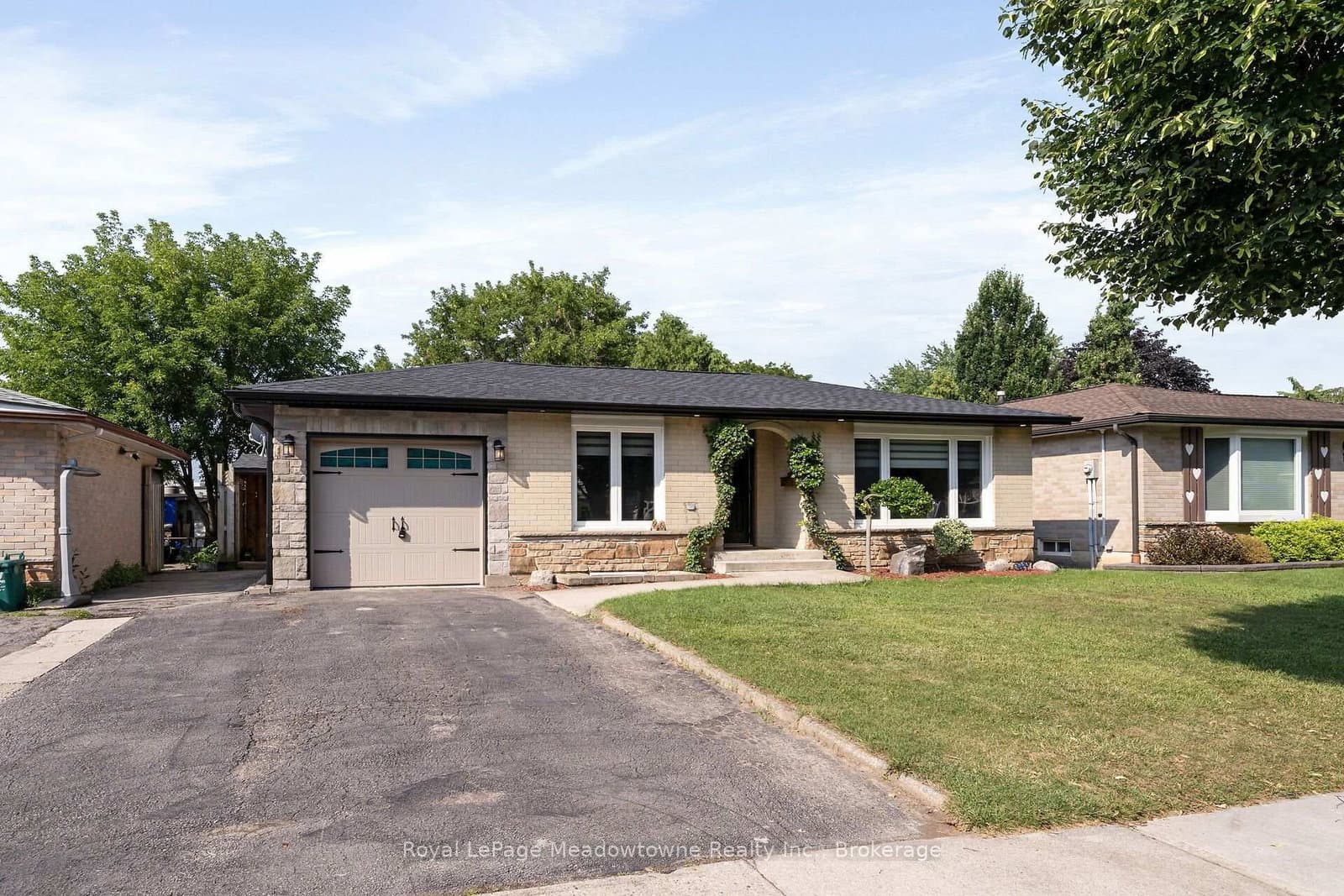 96 Macdonald Crescent - Image 1