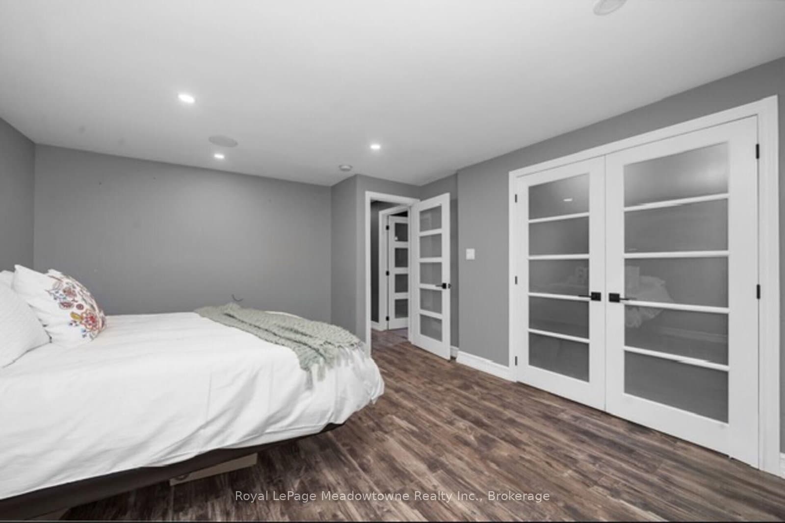 96 Macdonald Crescent thumbnail 13