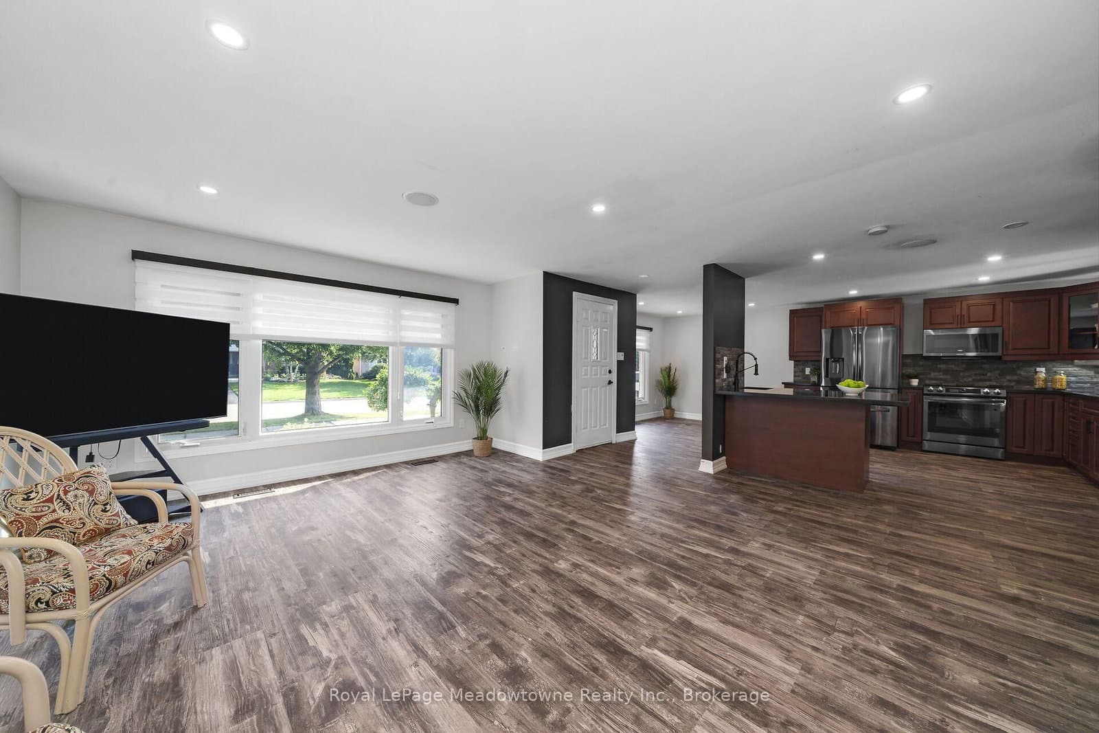 96 Macdonald Crescent thumbnail 5