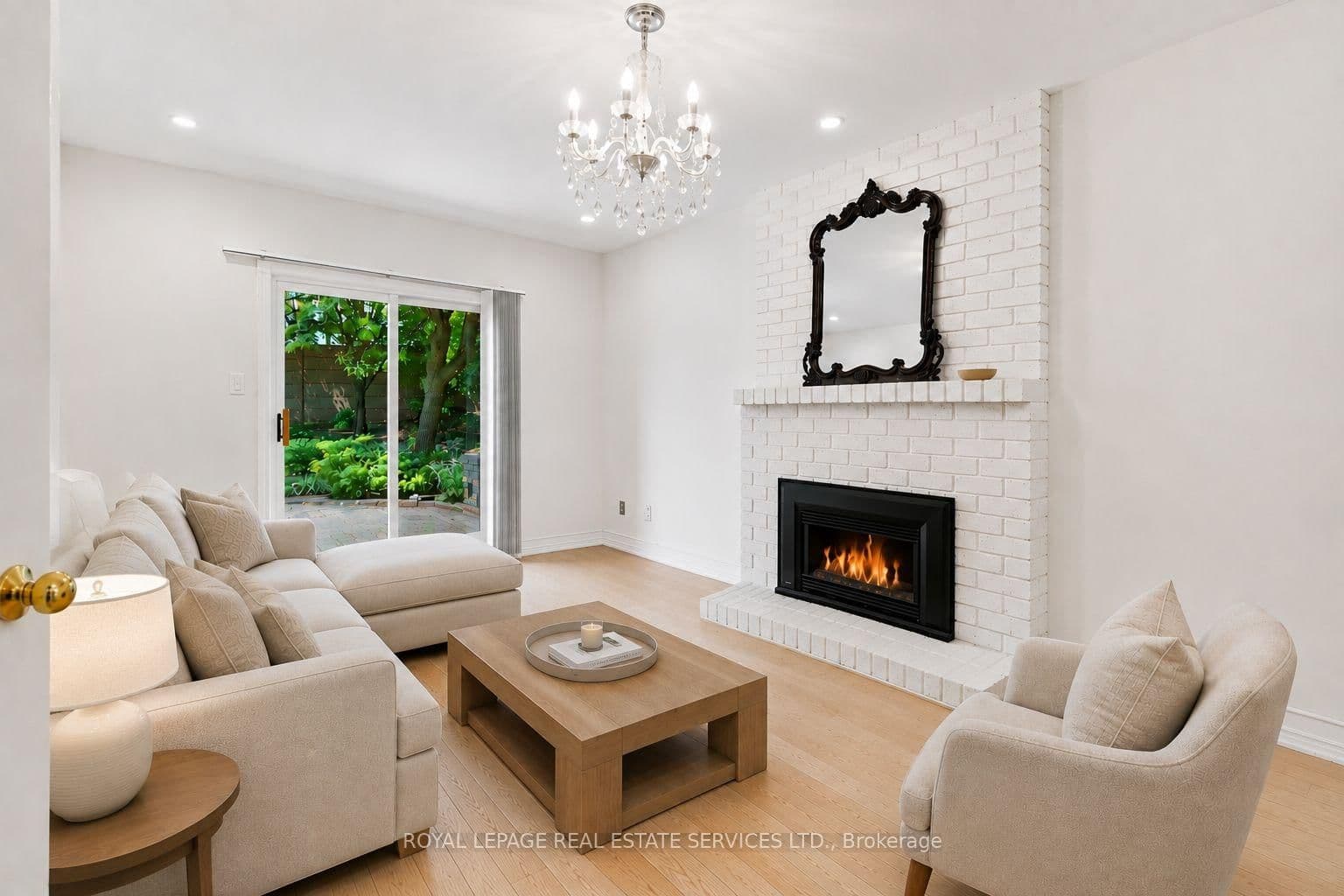 1512 Princeton Crescent thumbnail 20