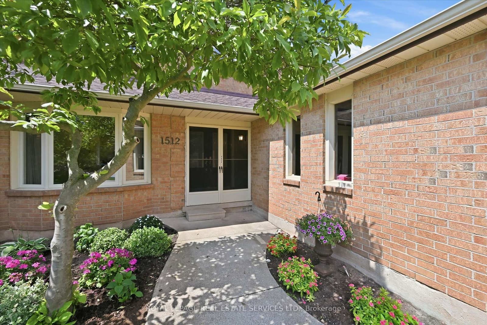 1512 Princeton Crescent thumbnail 3