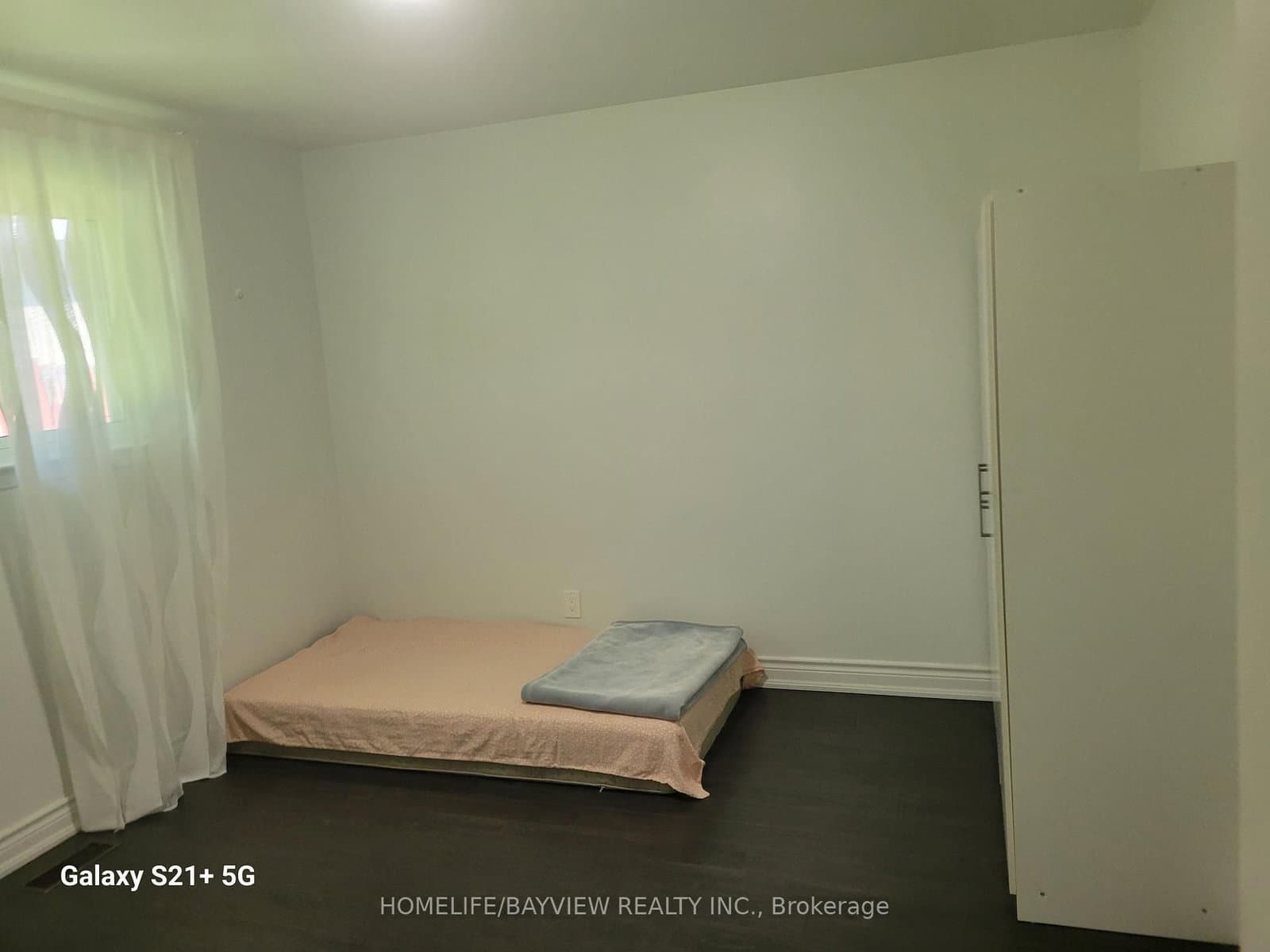 68 Broadoaks(main floor only) Drive thumbnail 12