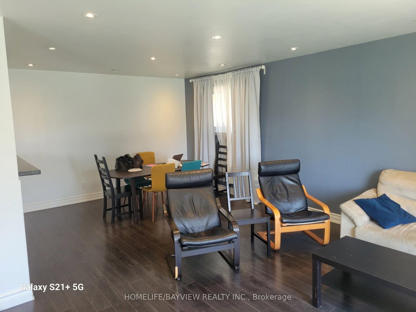 68 Broadoaks(main floor only) Drive thumbnail 4