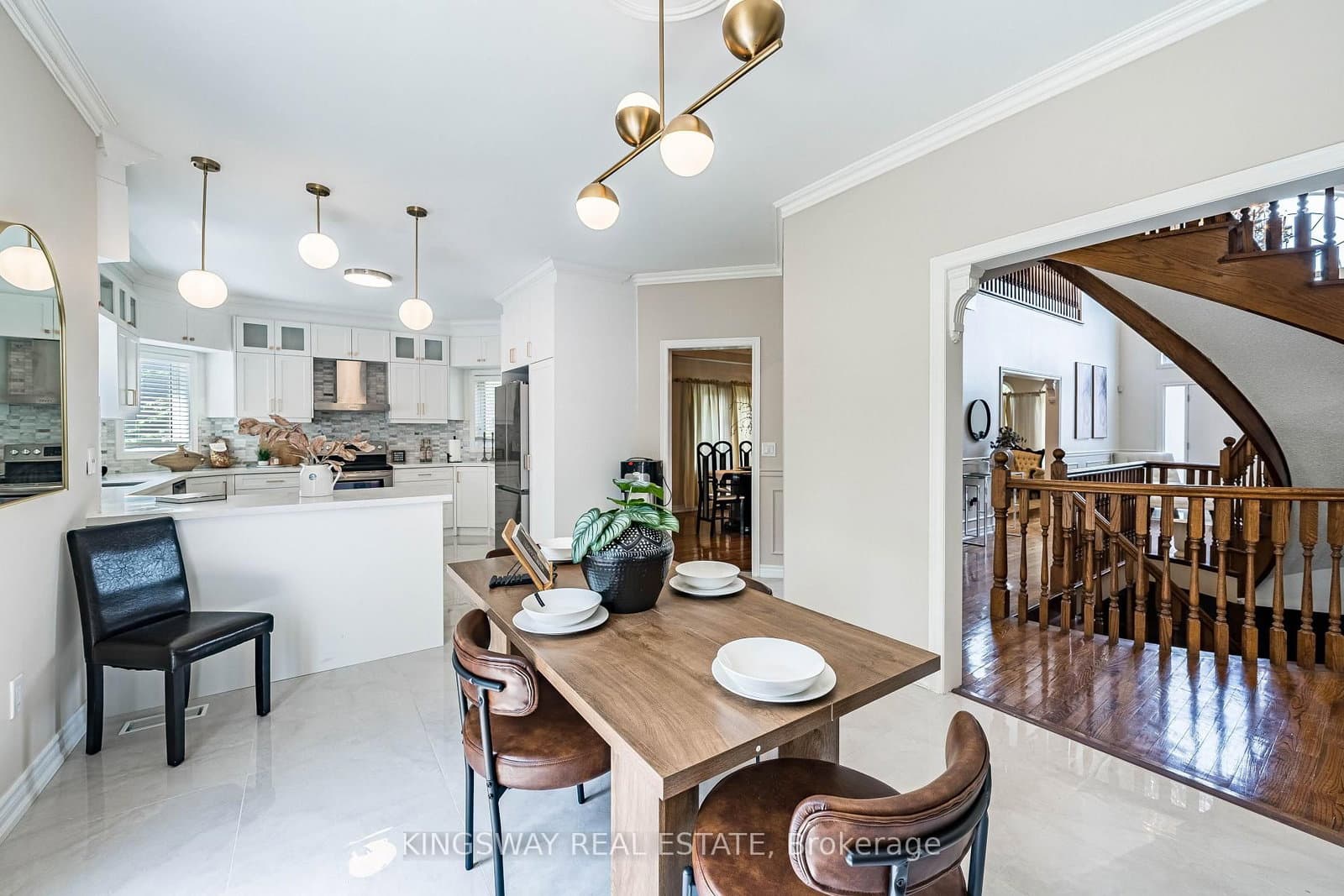 5969 RAYSHAW Crescent E thumbnail 13