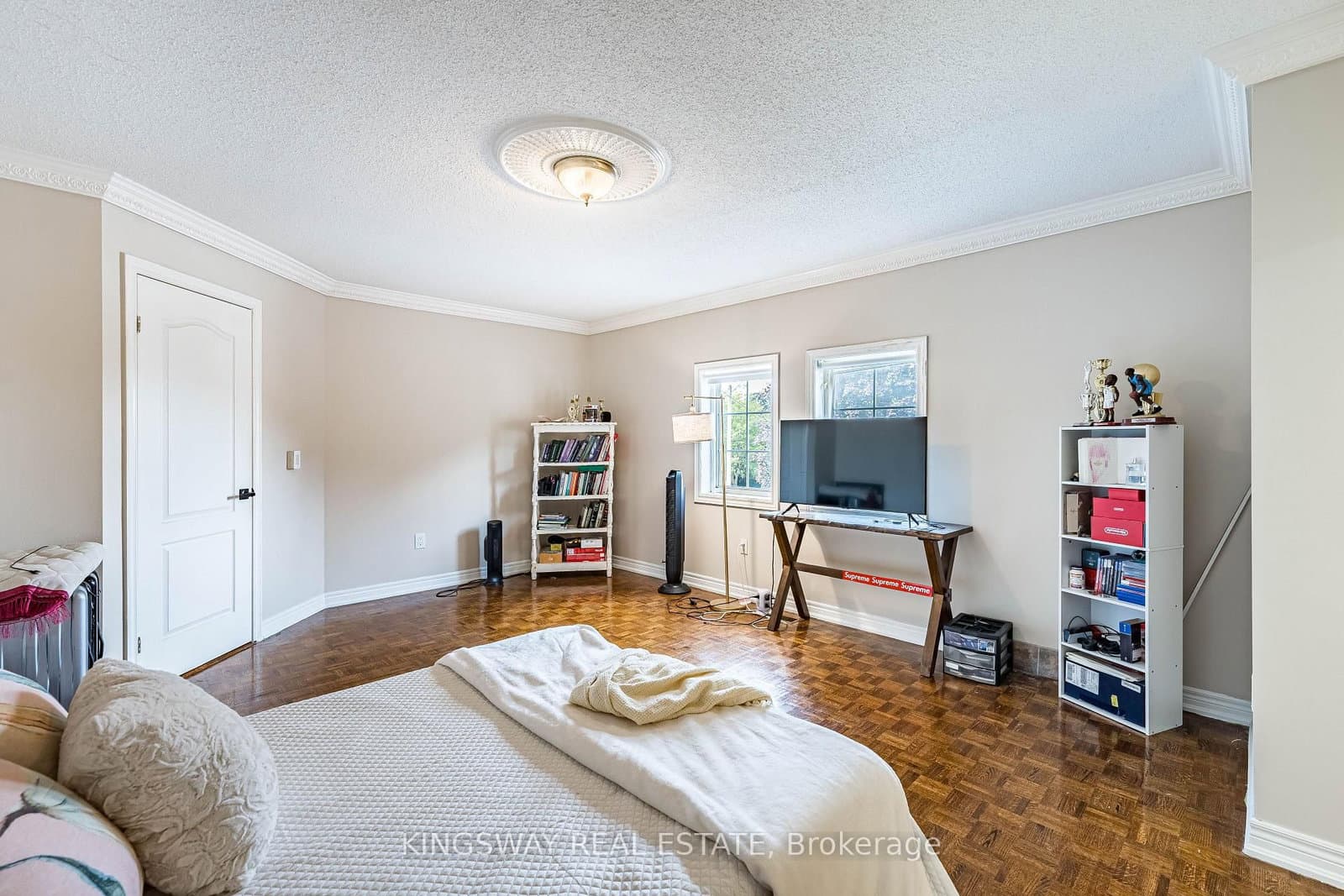 5969 RAYSHAW Crescent E thumbnail 37