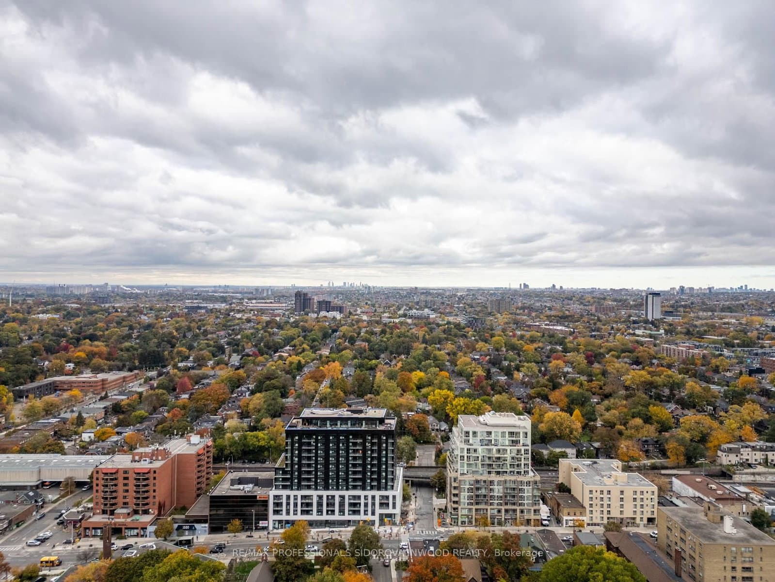 1665 Bloor Street W thumbnail 26