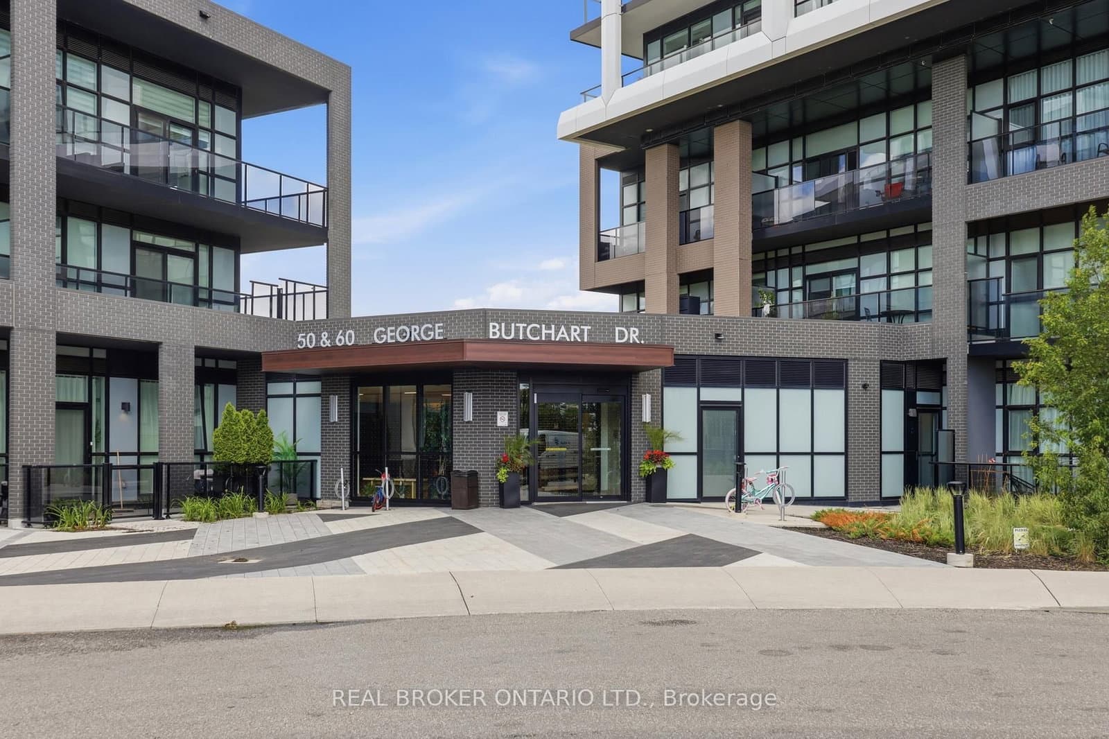 50 George Butchart Drive, Unit 608 thumbnail 22