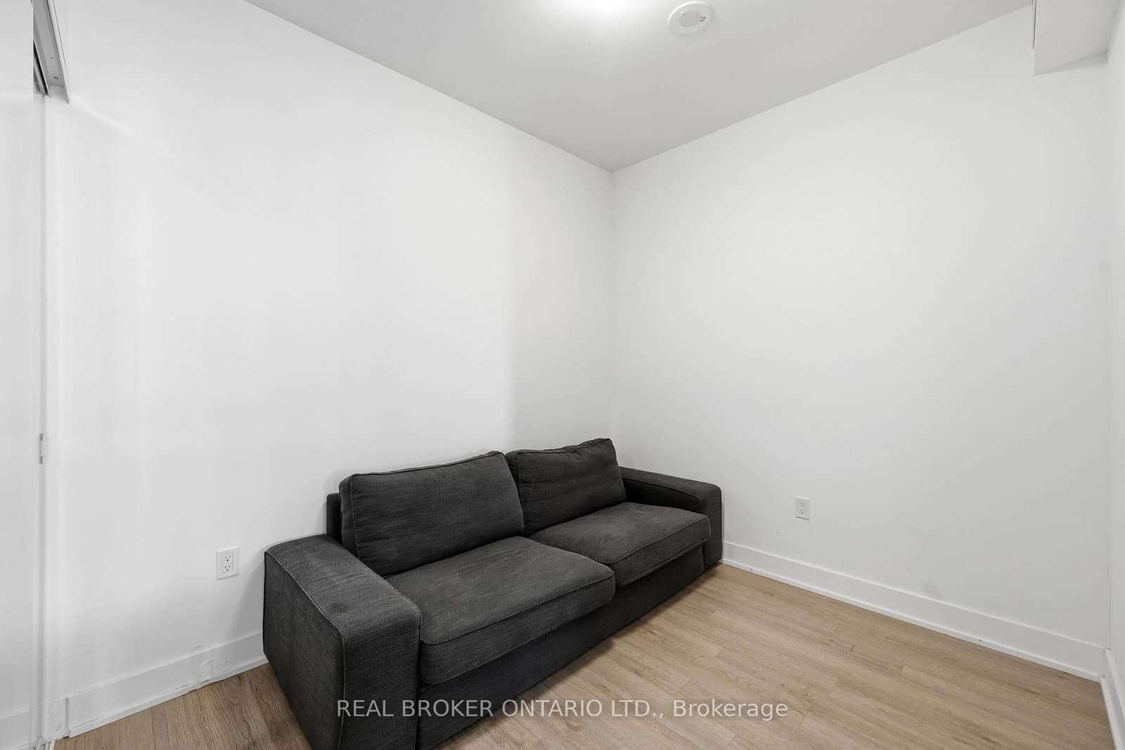 50 George Butchart Drive, Unit 608 thumbnail 26