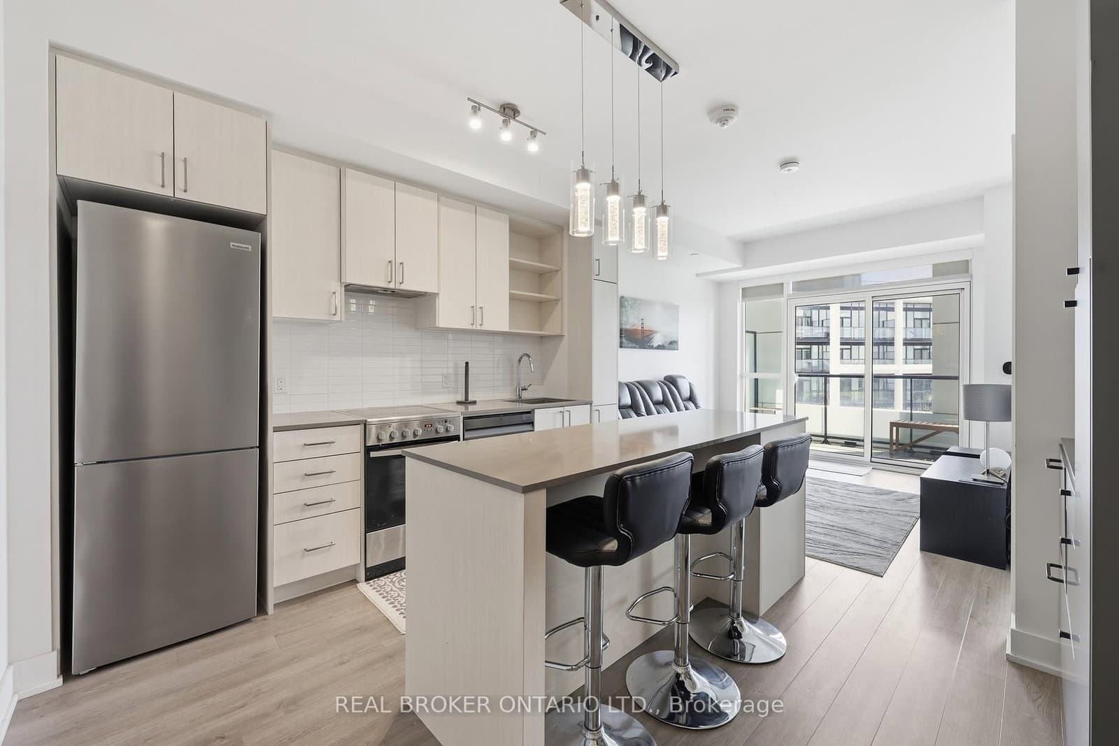 50 George Butchart Drive, Unit 608 thumbnail 27