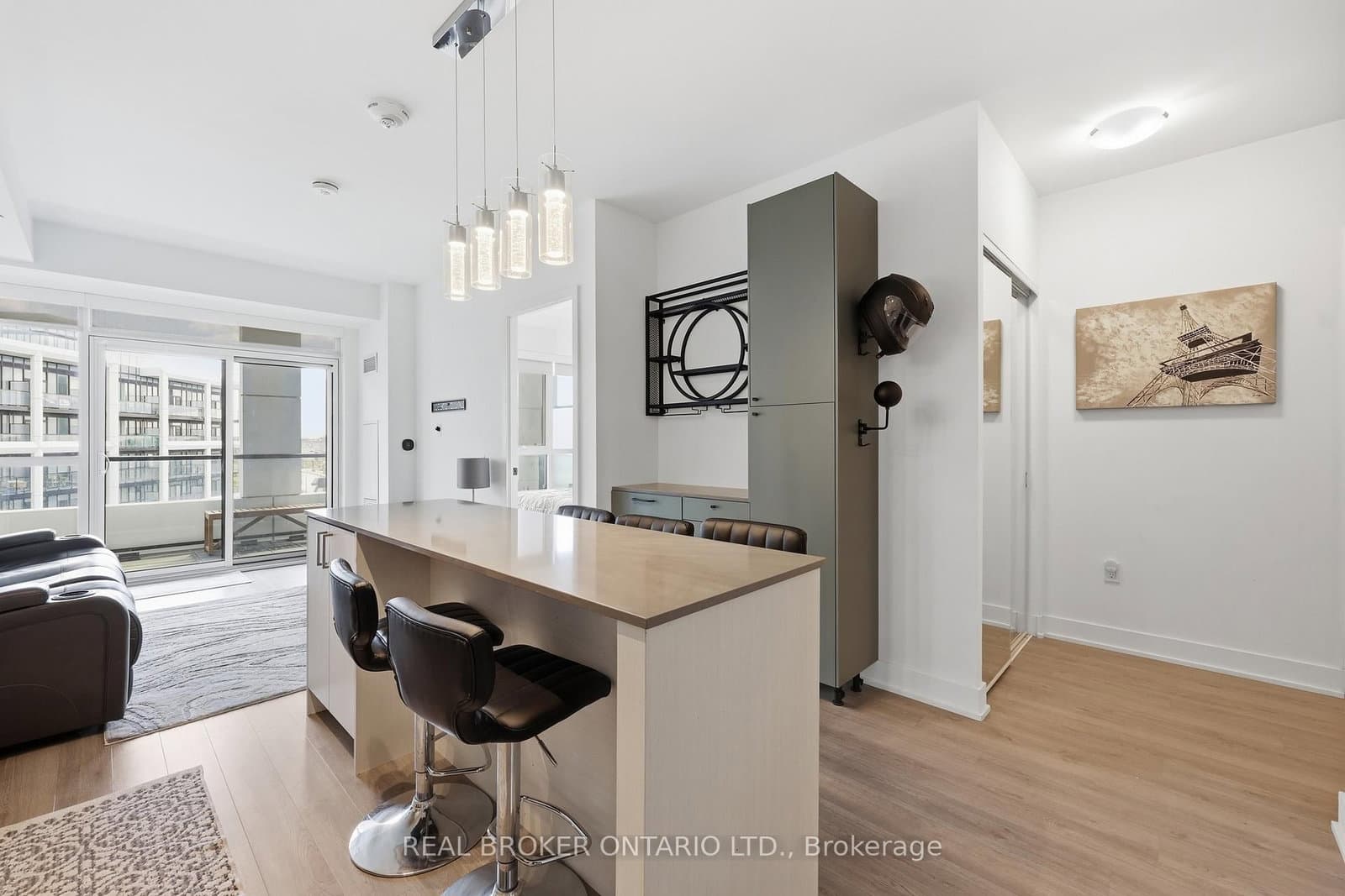 50 George Butchart Drive, Unit 608 thumbnail 28