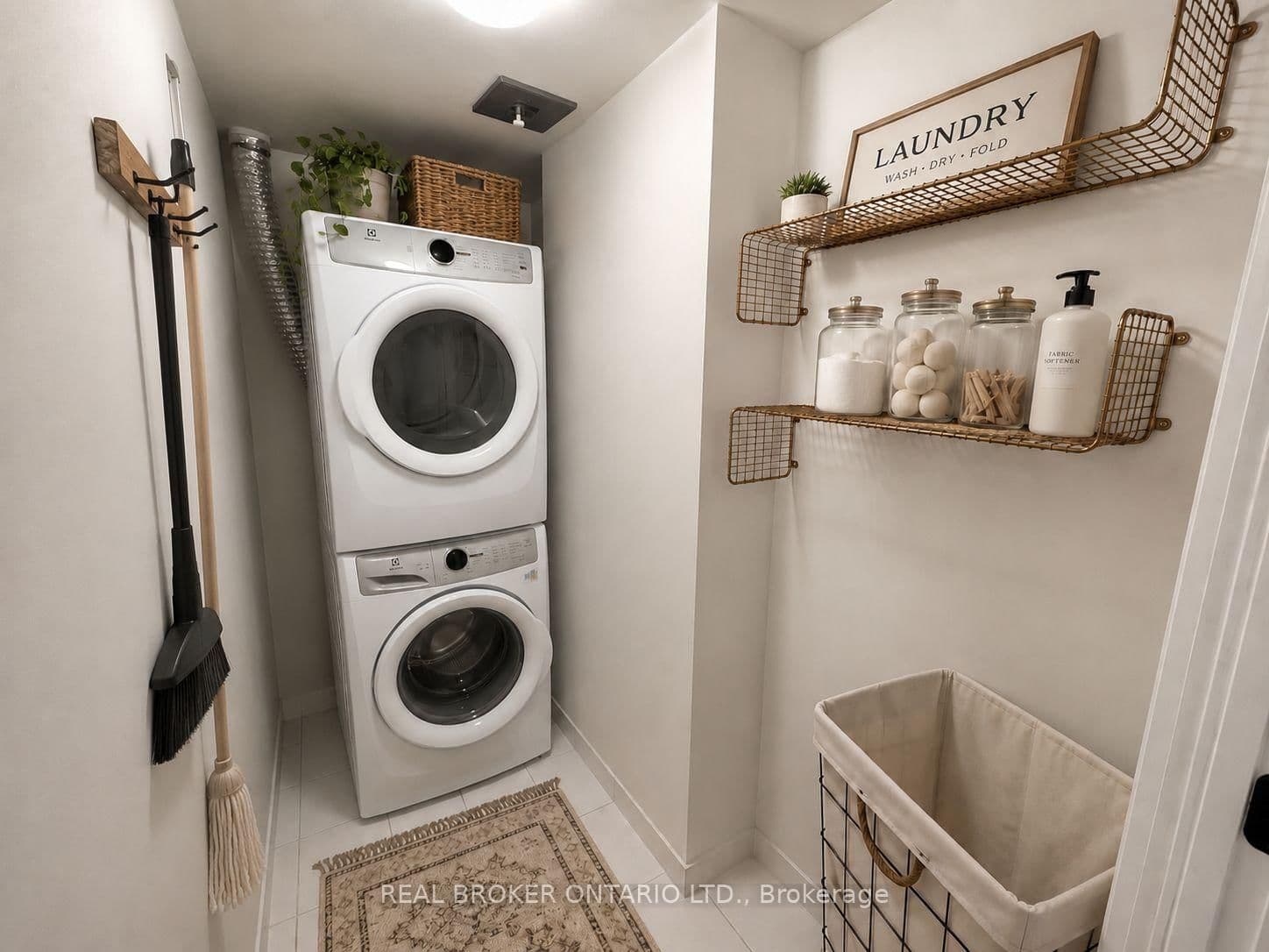50 George Butchart Drive, Unit 608 thumbnail 5