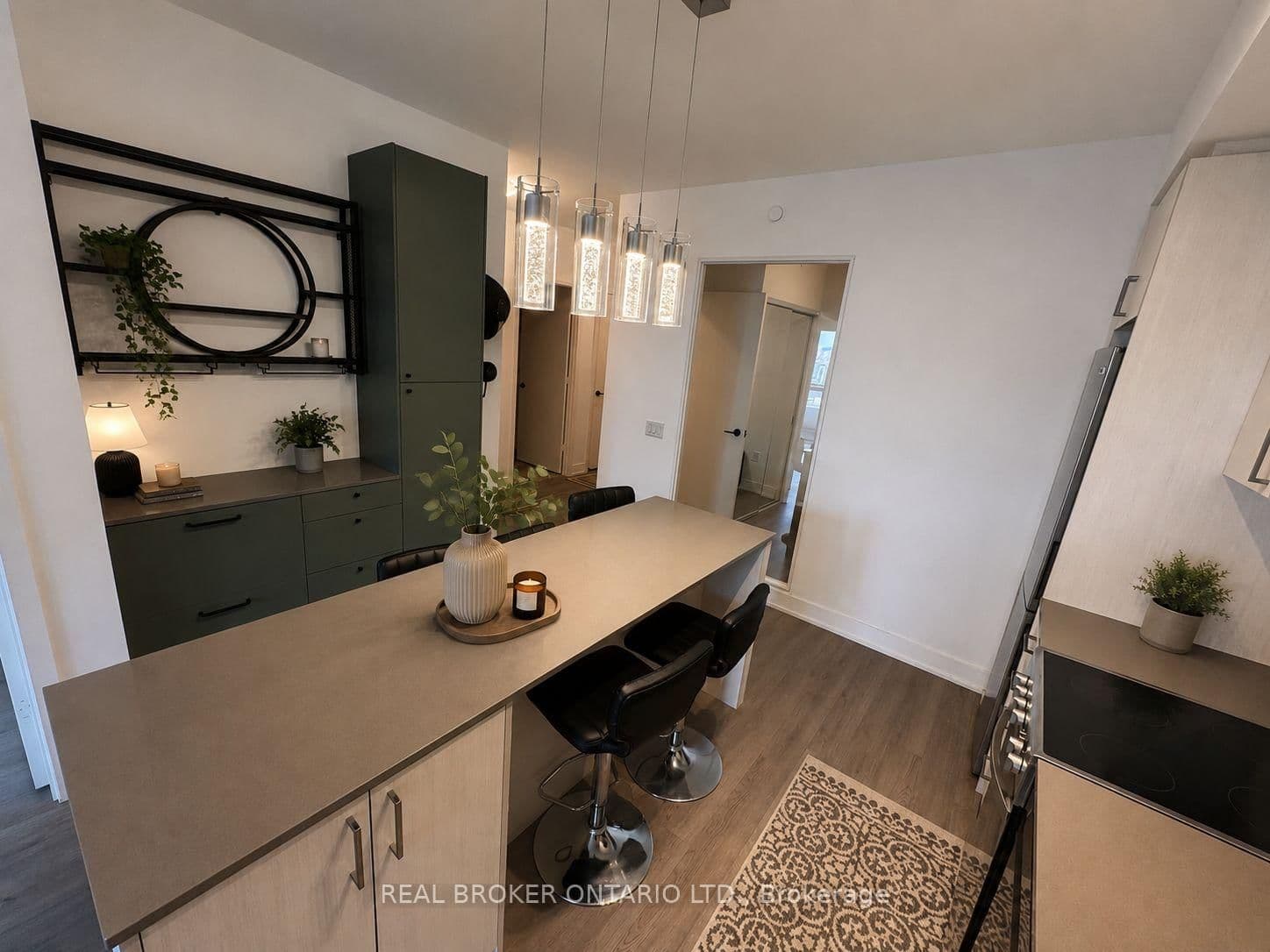 50 George Butchart Drive, Unit 608 thumbnail 9