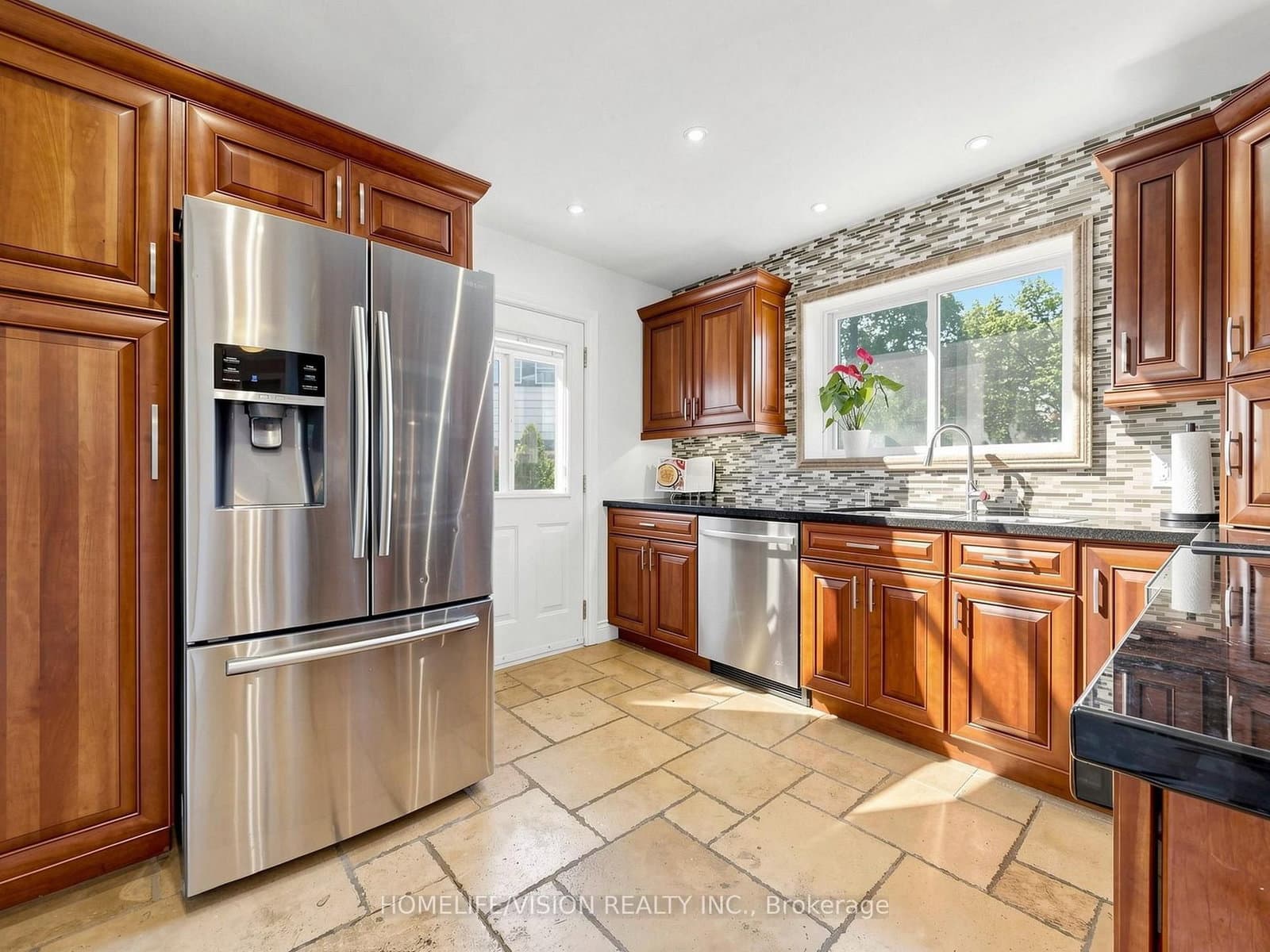9 Lyndfield Crescent thumbnail 10