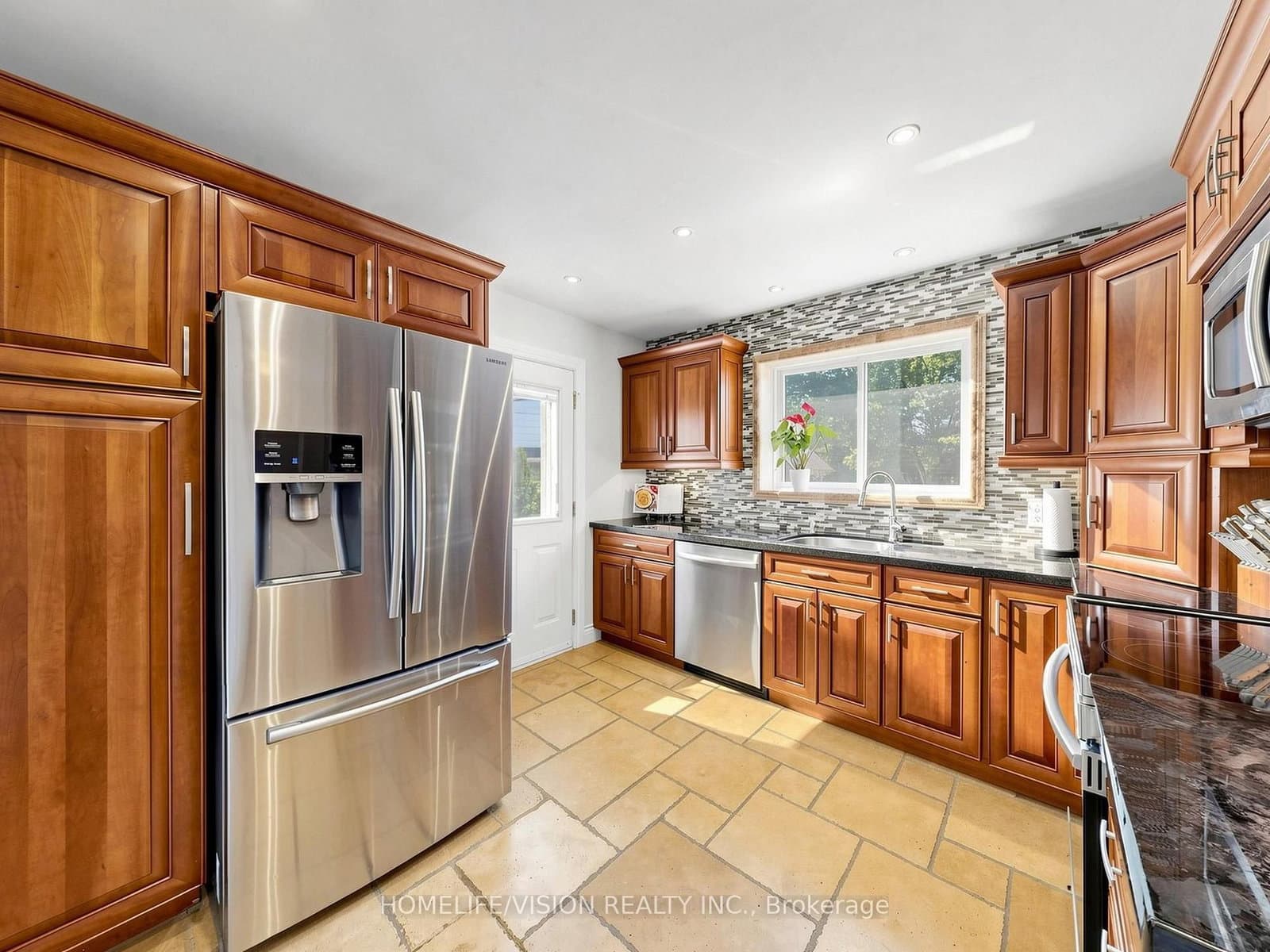 9 Lyndfield Crescent thumbnail 12