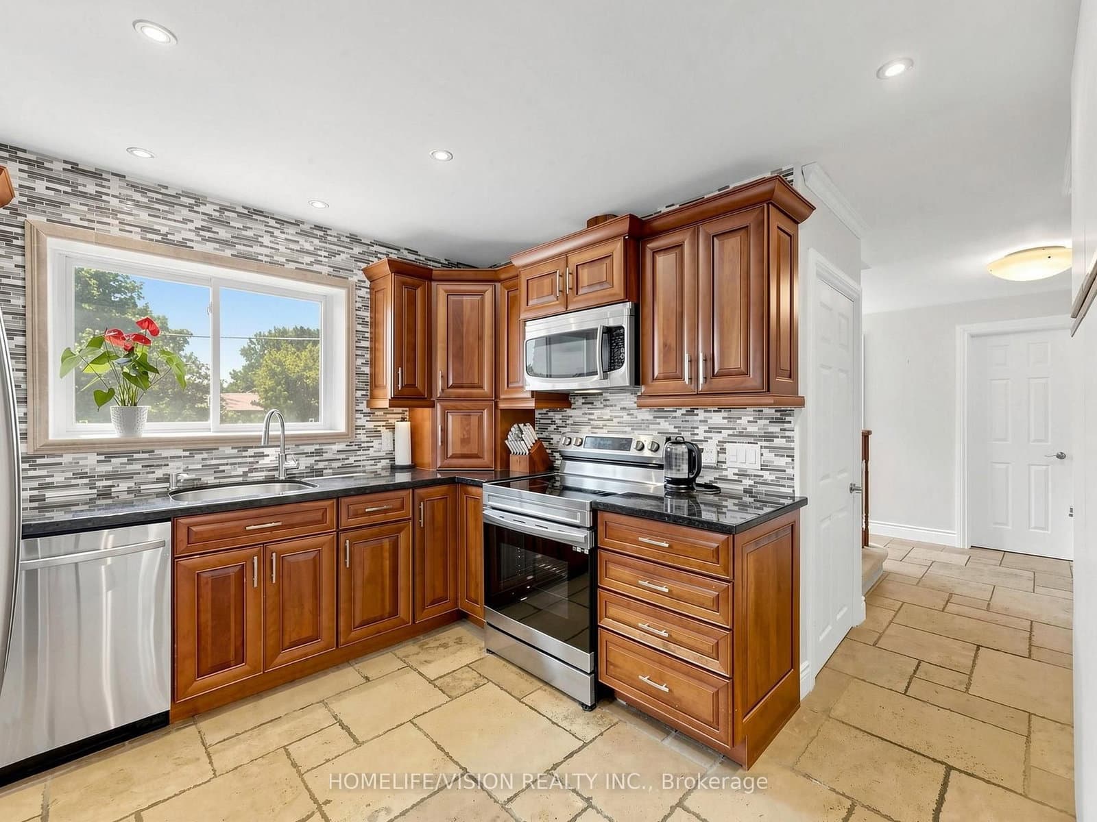 9 Lyndfield Crescent thumbnail 13