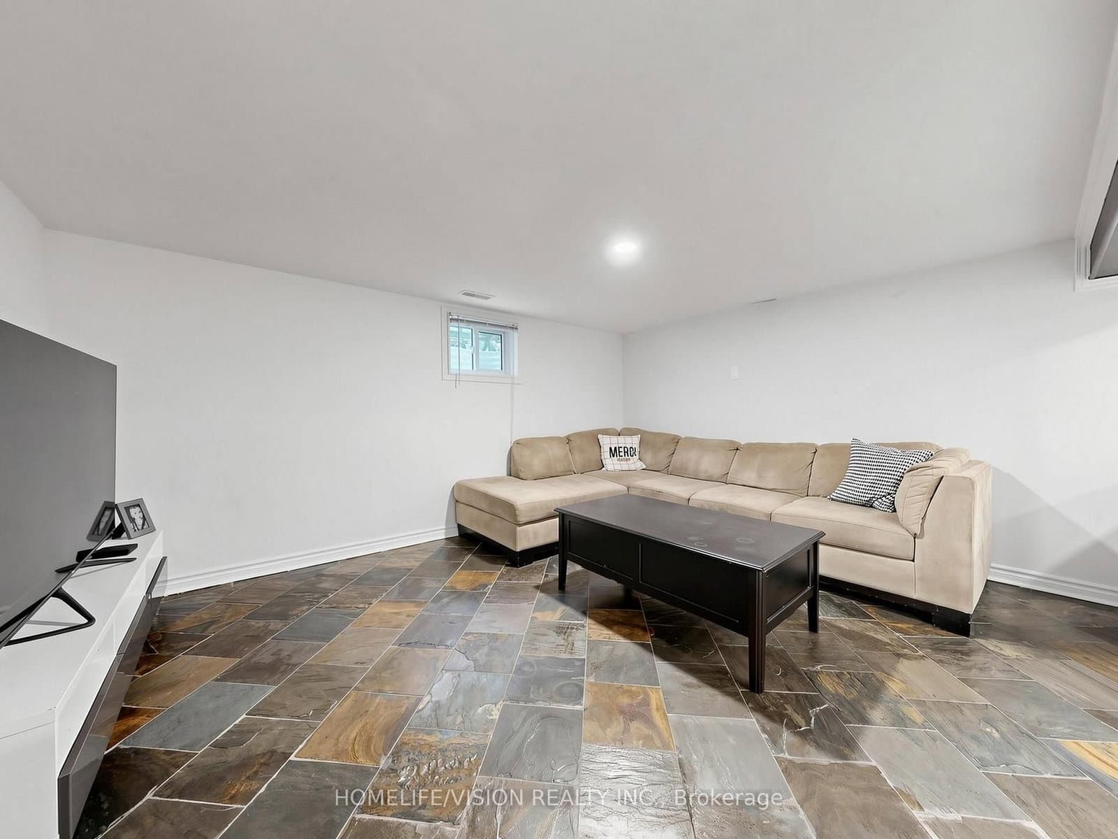 9 Lyndfield Crescent thumbnail 37