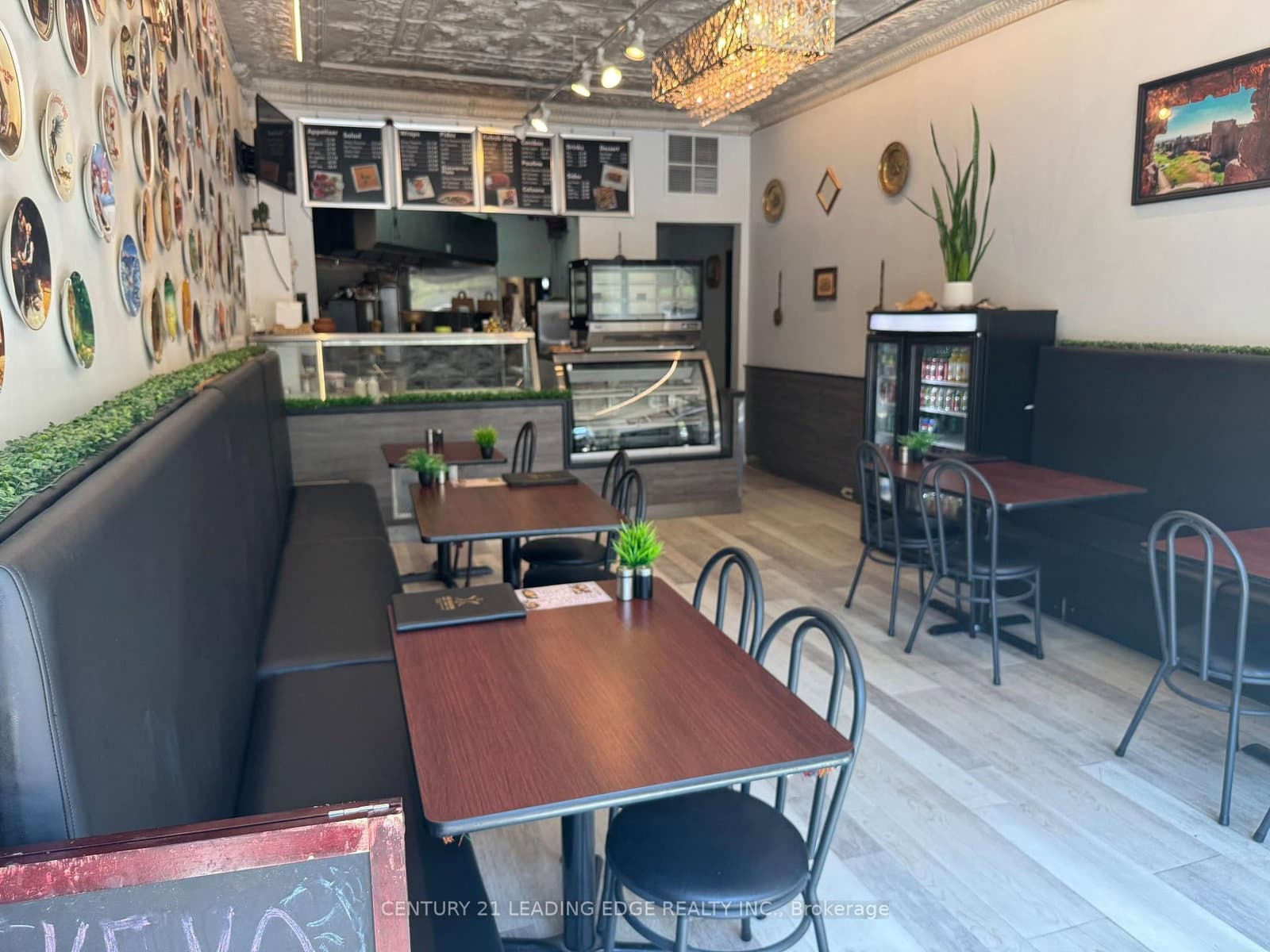 3128 Dundas Street W thumbnail 5
