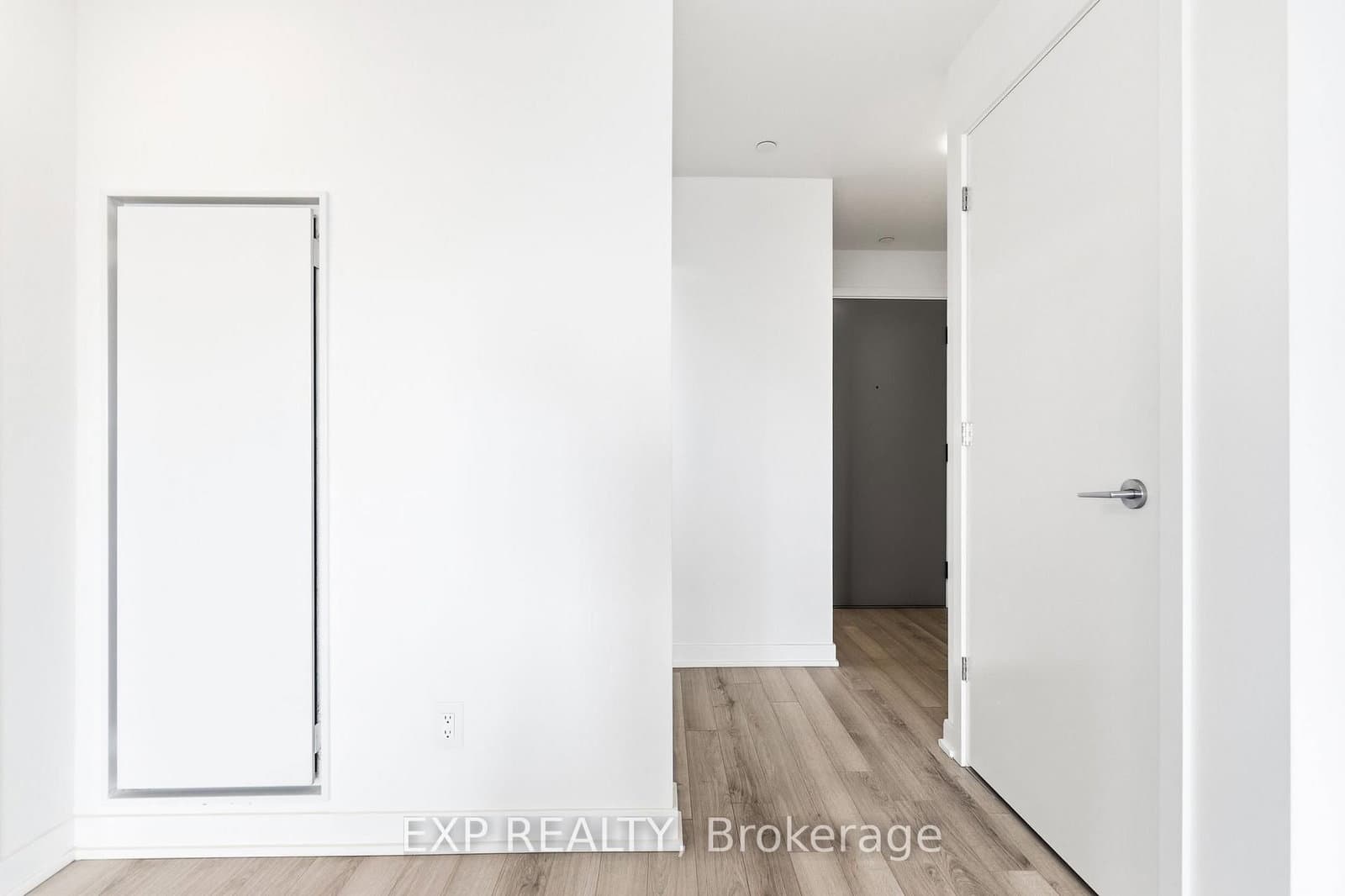 3071 Trafalgar Road, Unit 1108 thumbnail 13