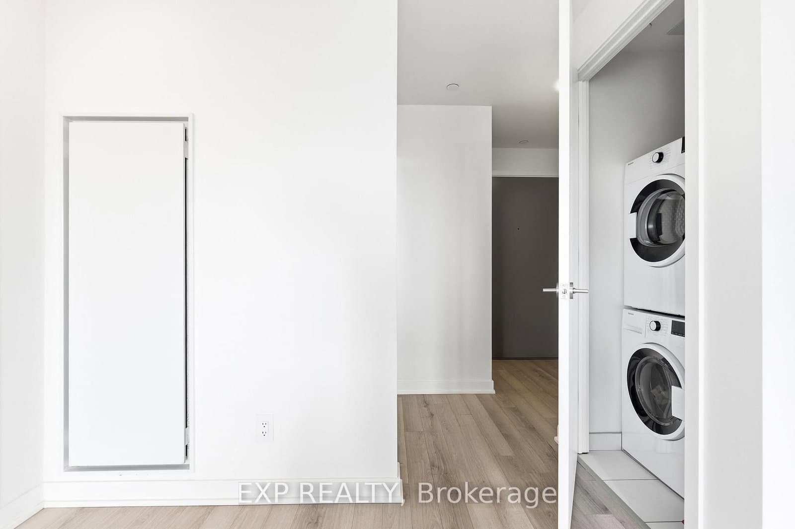3071 Trafalgar Road, Unit 1108 thumbnail 14
