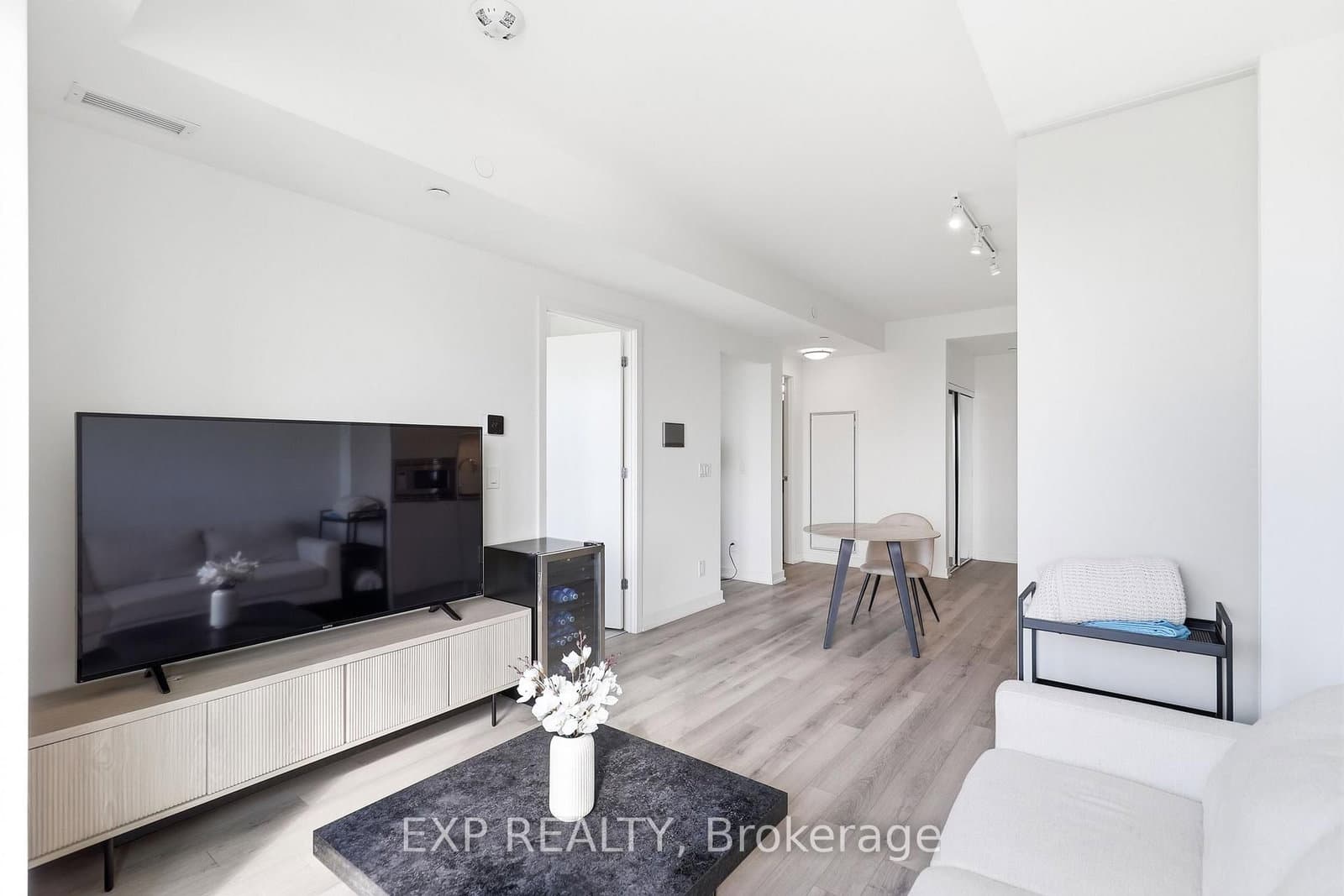 3071 Trafalgar Road, Unit 1108 thumbnail 19
