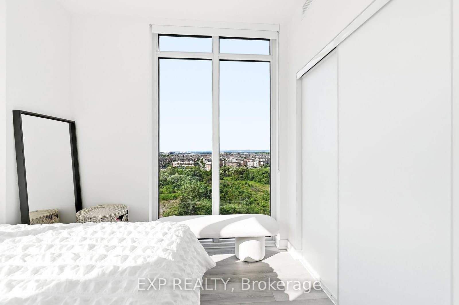 3071 Trafalgar Road, Unit 1108 thumbnail 32