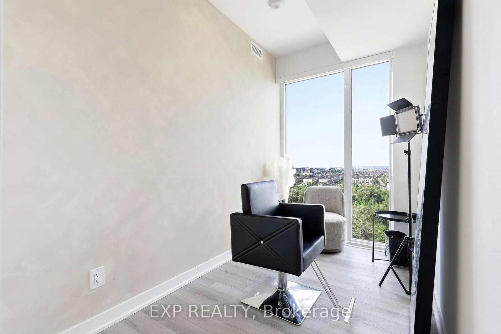 3071 Trafalgar Road, Unit 1108 thumbnail 35