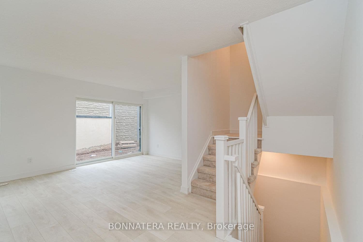 1121 Cooke Boulevard, Unit 59 thumbnail 9