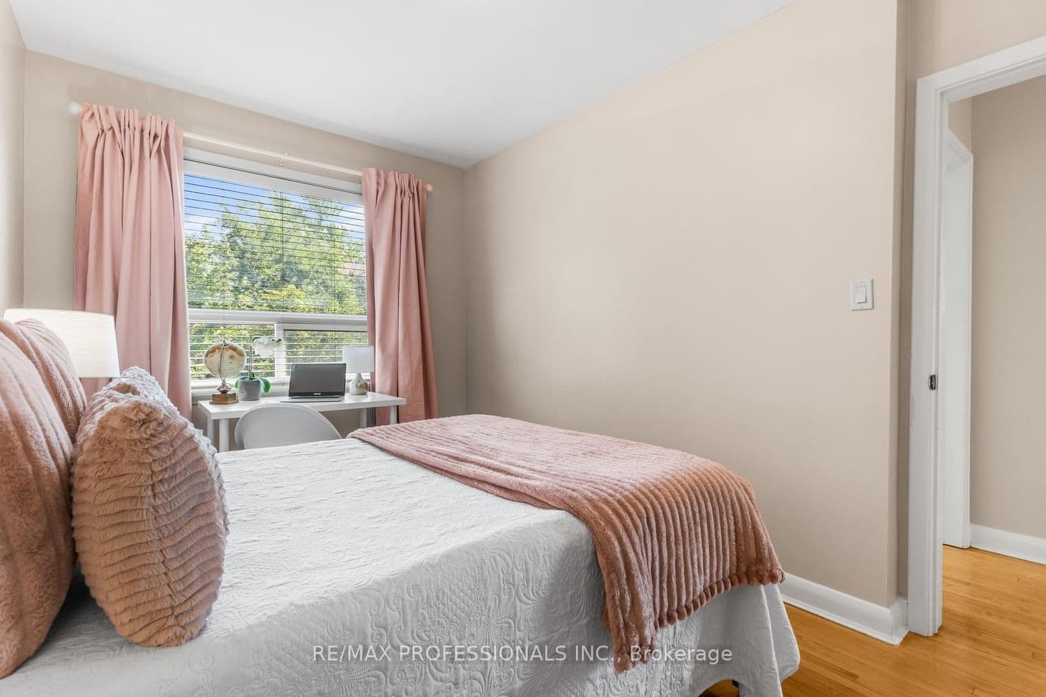 21 Brendwin Road thumbnail 25
