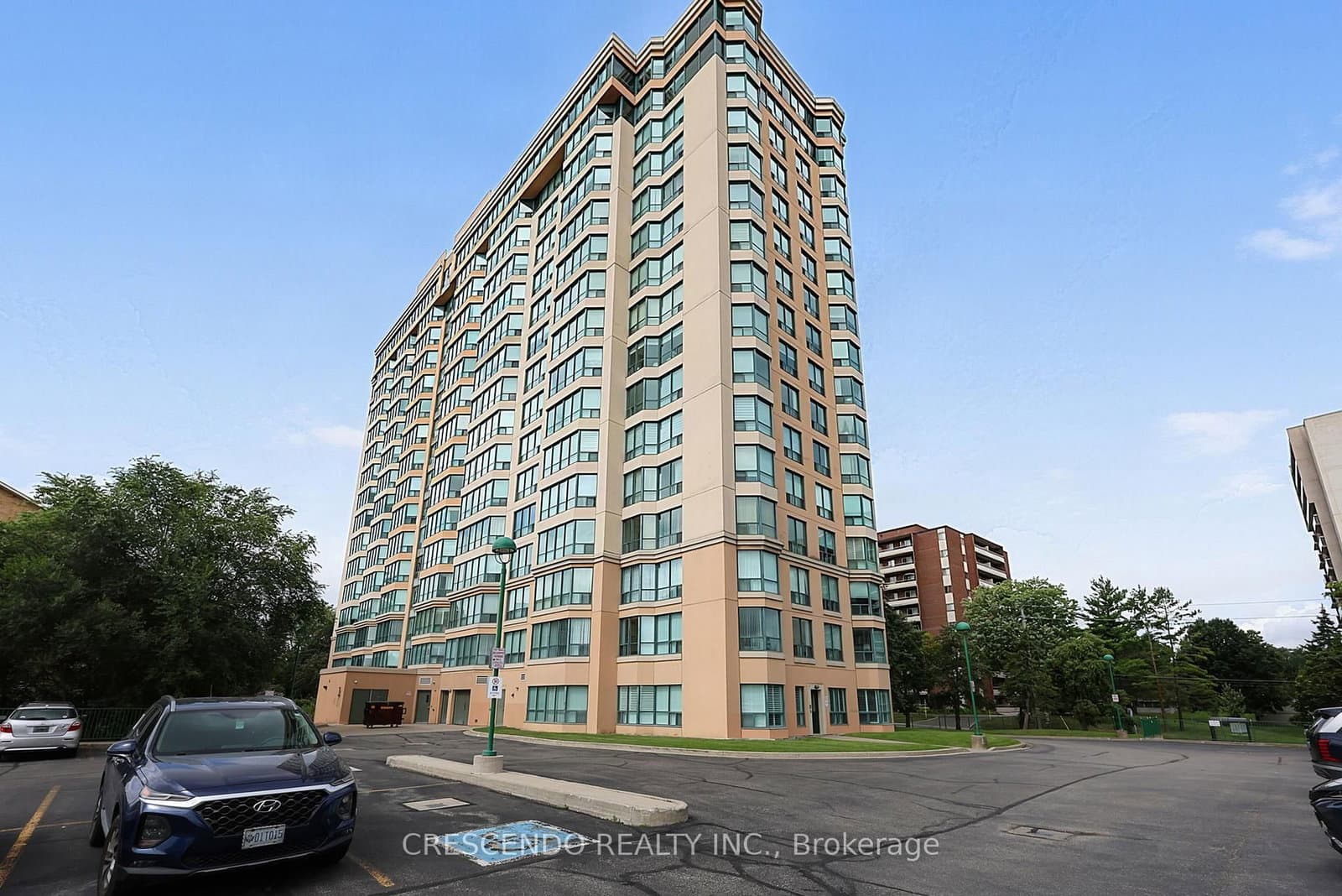 100 Millside Drive, Unit 201 thumbnail 2