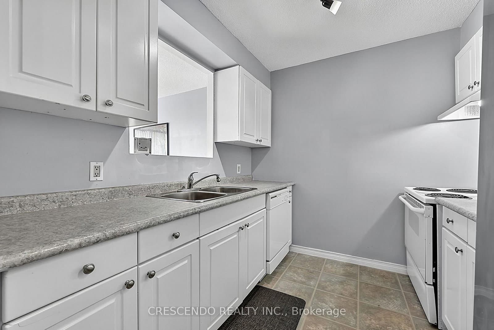 100 Millside Drive, Unit 201 thumbnail 6