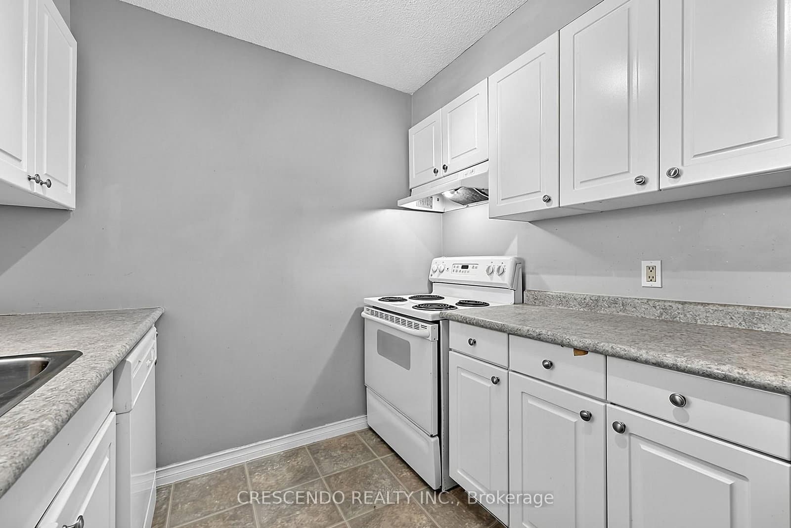 100 Millside Drive, Unit 201 thumbnail 7