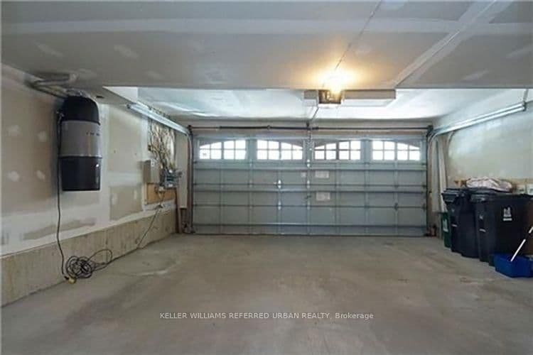 967 Kipling Avenue thumbnail 11