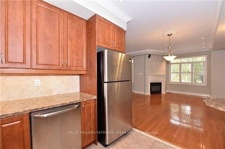 967 Kipling Avenue thumbnail 2
