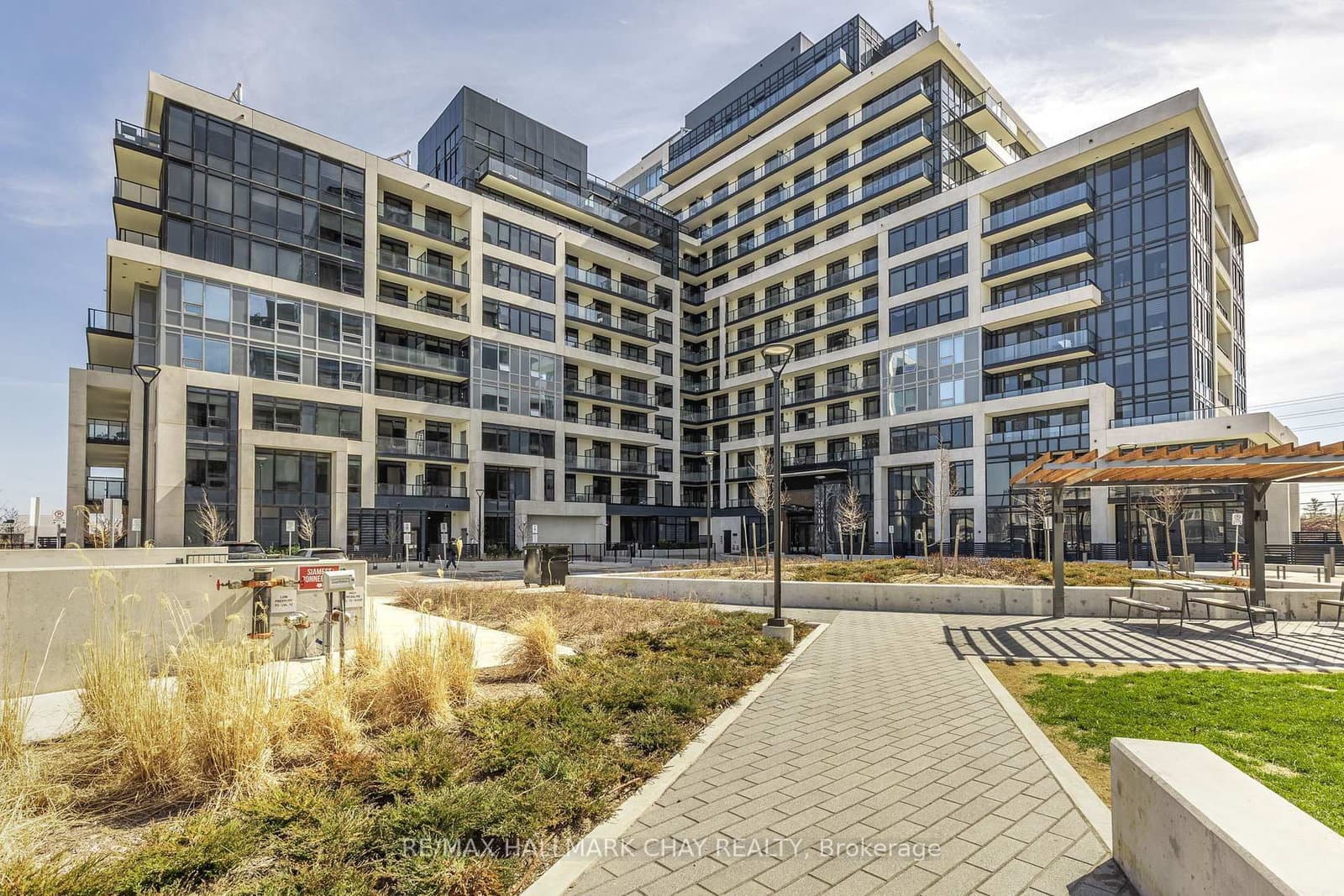 3200 William Coltson Avenue, Unit 901