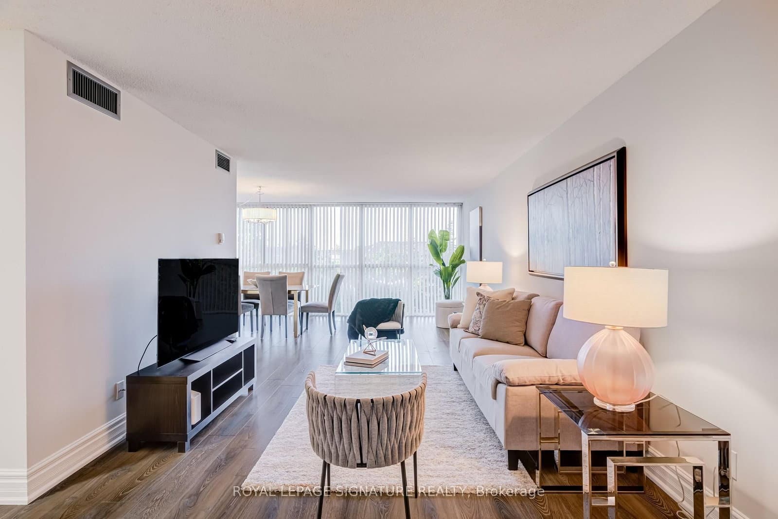 880 Dundas Street W, Unit 405 thumbnail 14