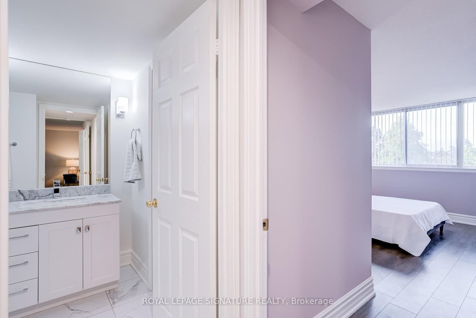 880 Dundas Street W, Unit 405 thumbnail 25