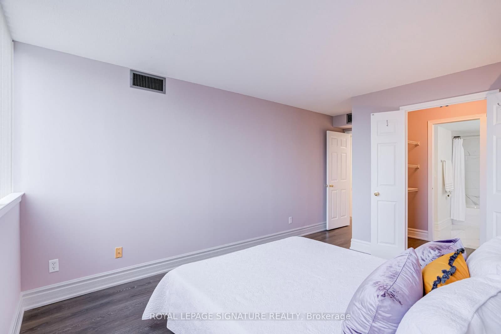 880 Dundas Street W, Unit 405 thumbnail 30